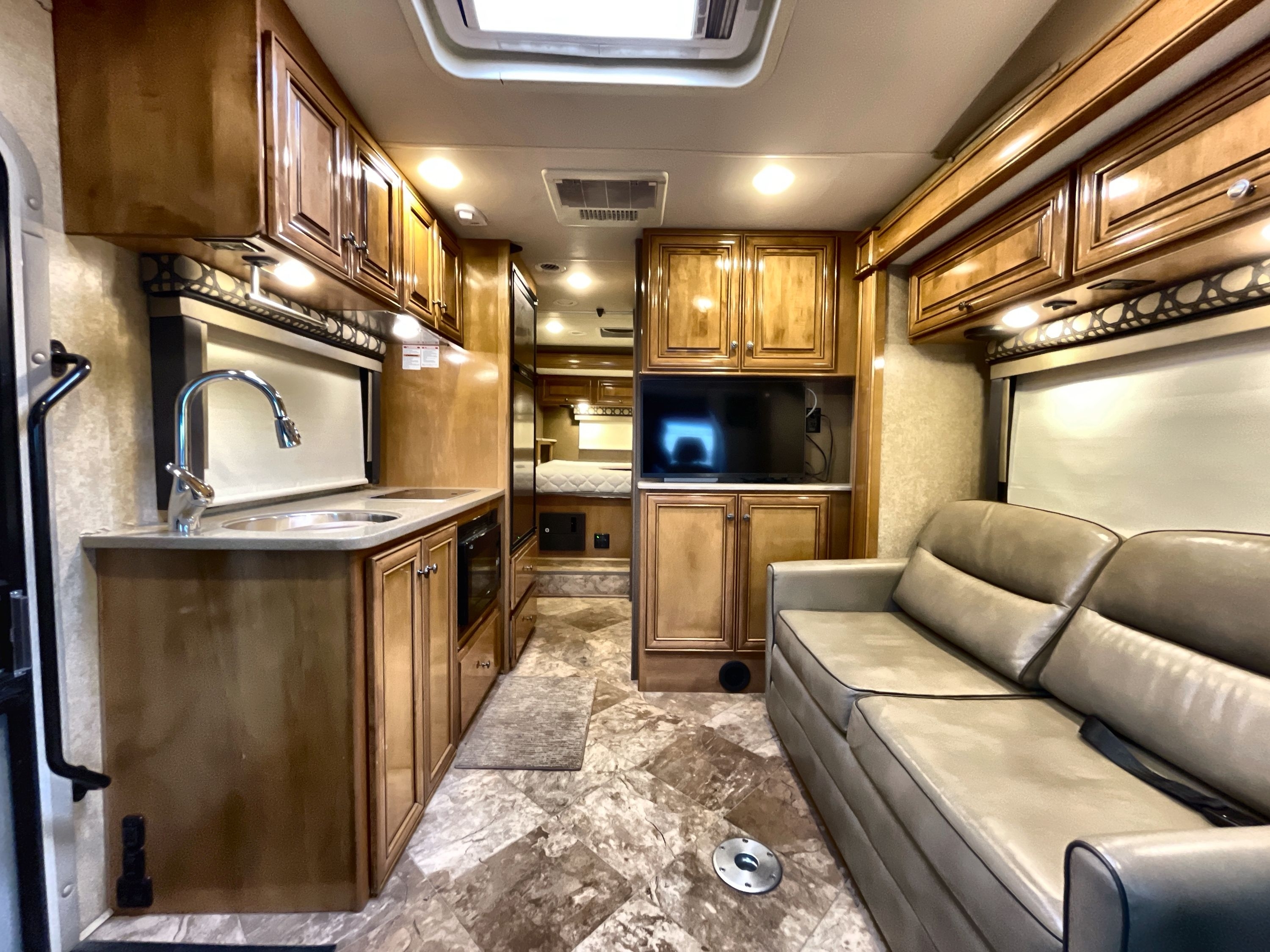 2017 Thor CHATEAU CITATION 24SR in kaysville UT