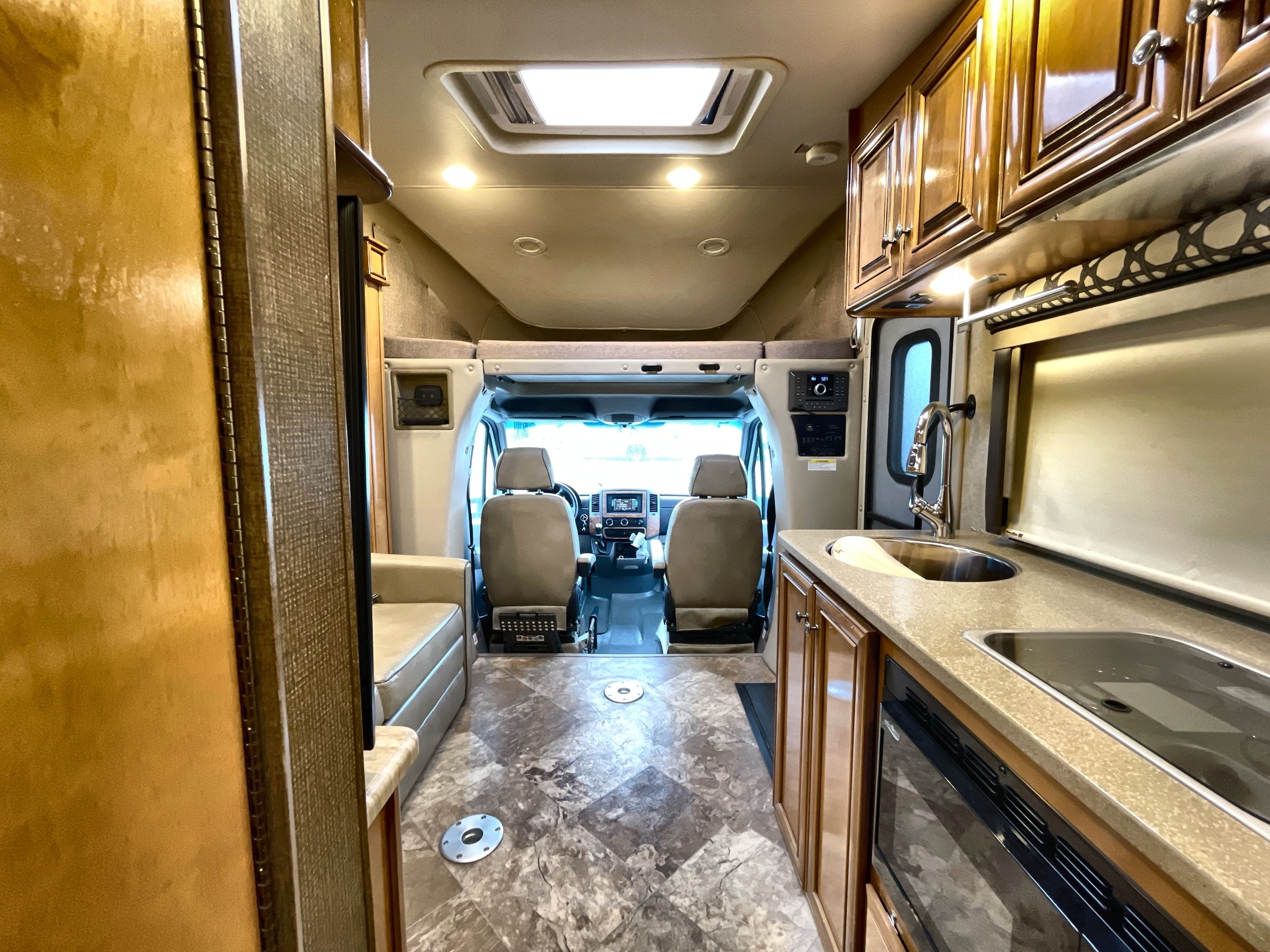 2017 Thor CHATEAU CITATION 24SR in kaysville UT