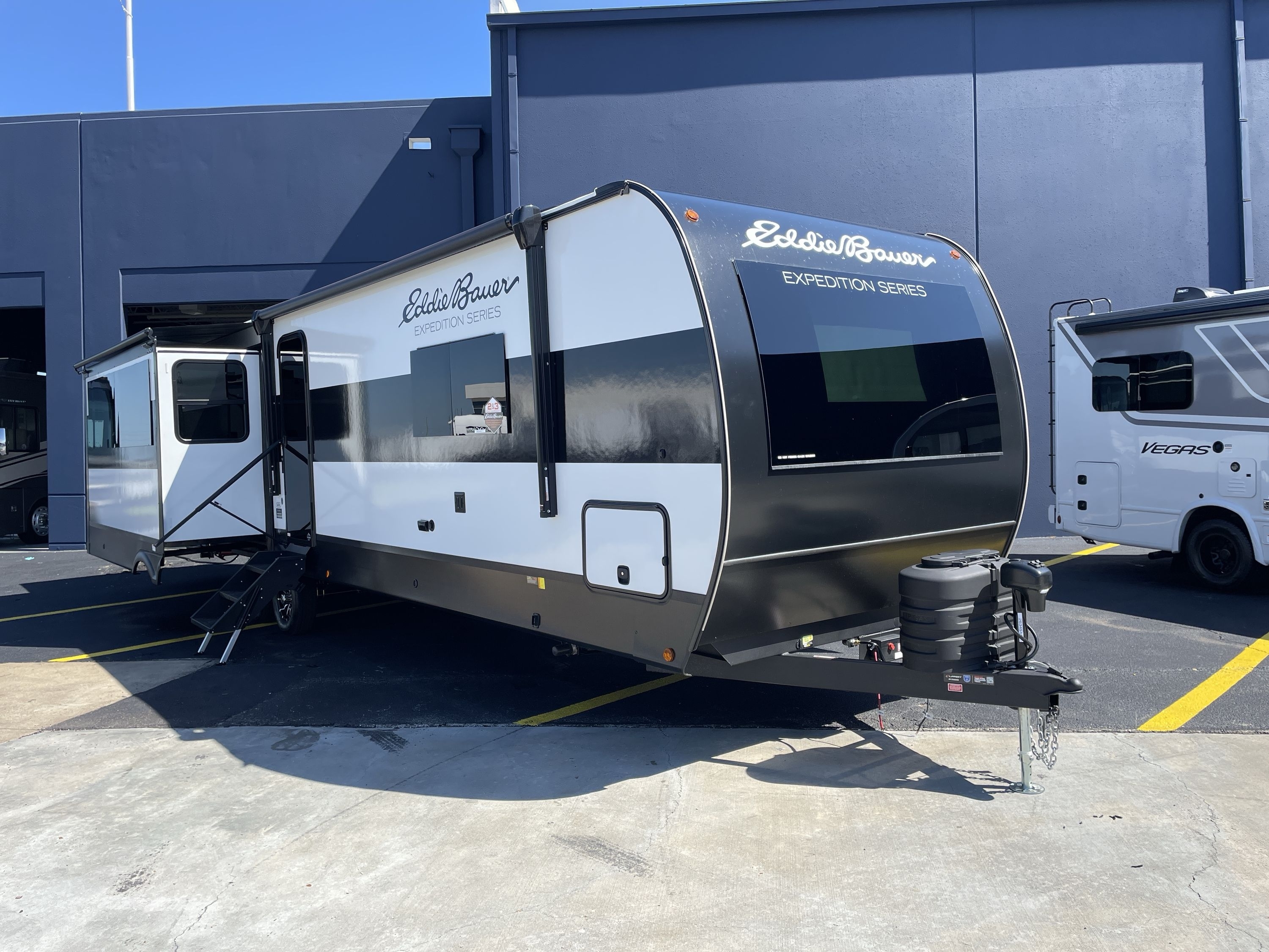 2026 Dutchmen EDDIE BAUER EXPEDITION 345RL in katy TX
