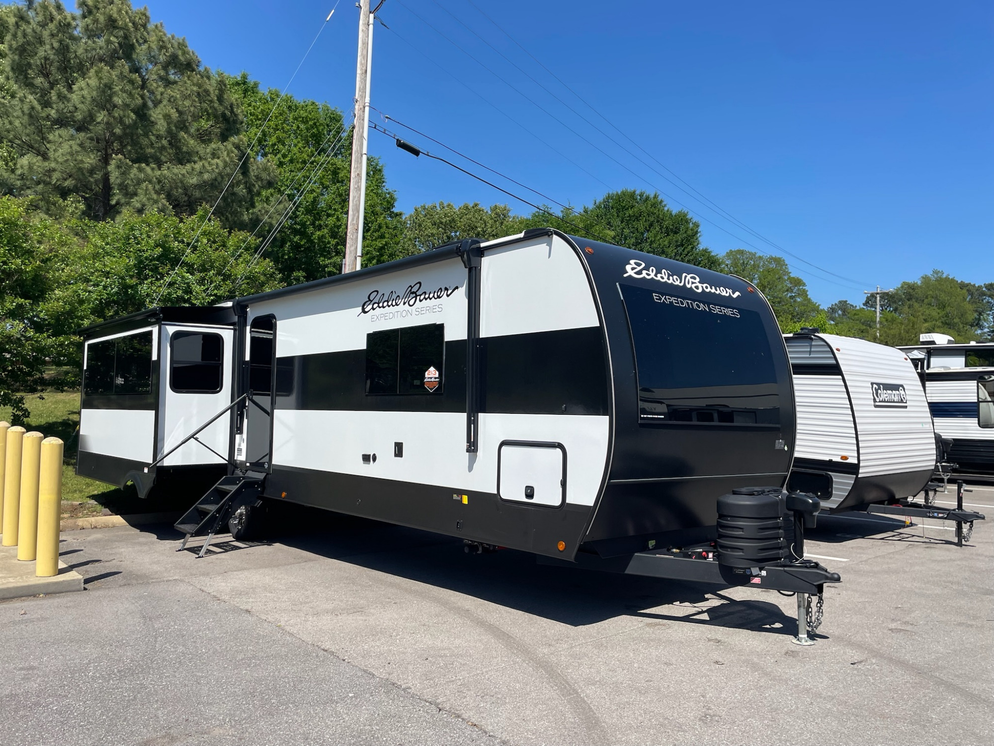 2026 Dutchmen EDDIE BAUER EXPEDITION 345RL in jackson TN