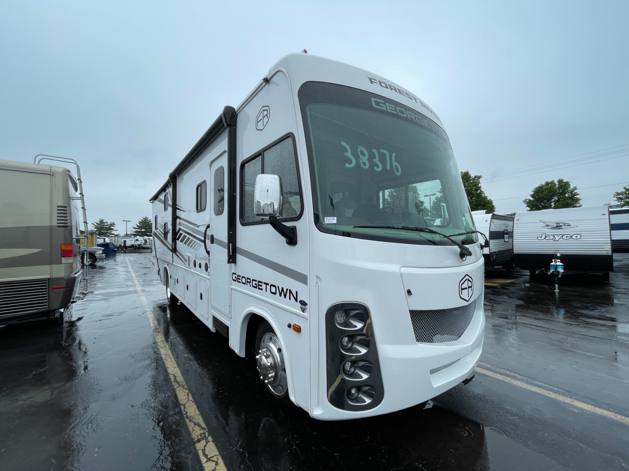 2026 Forest River GEORGETOWN 3 SERIES 33B in greenwood IN