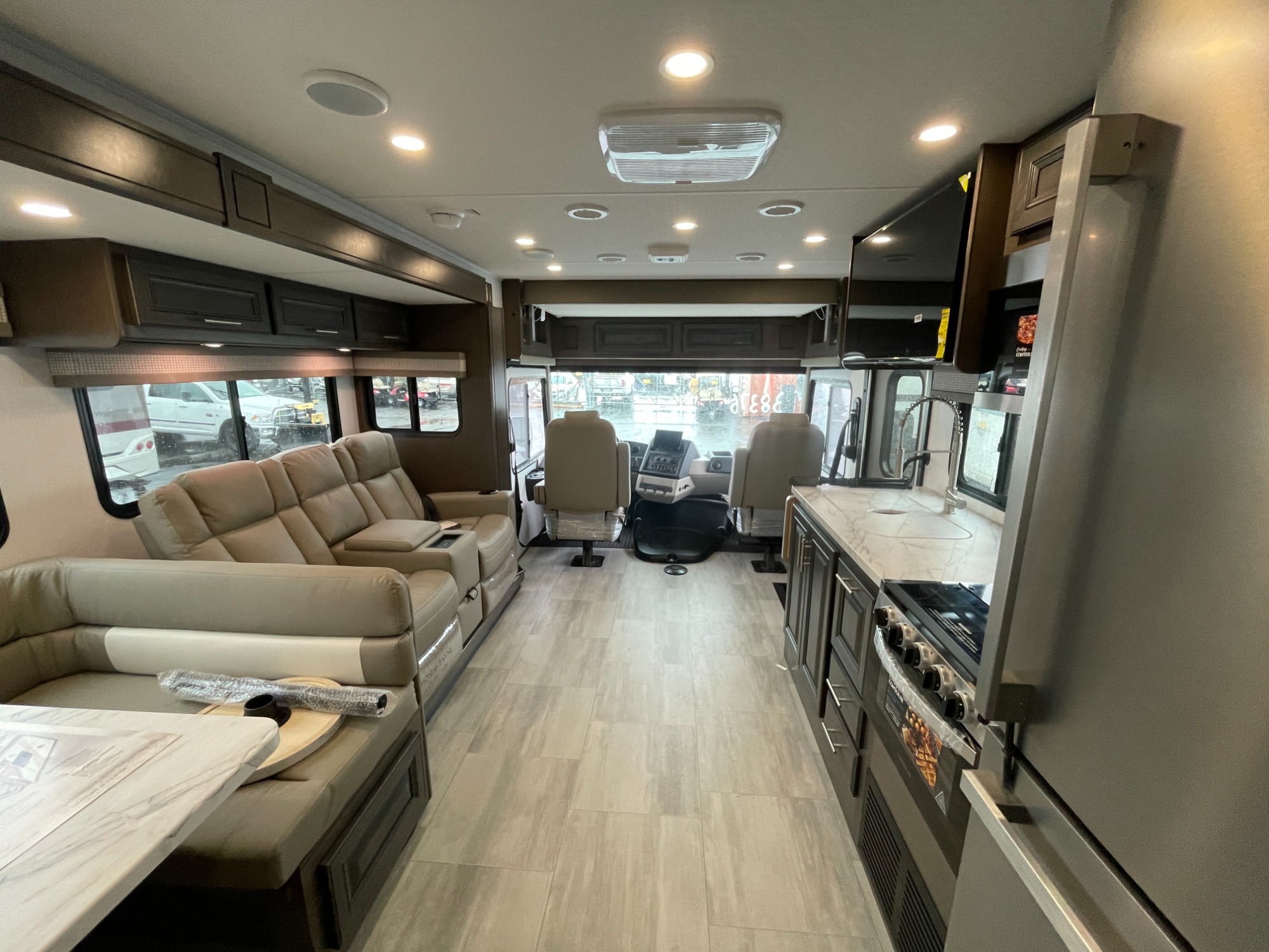 2026 Forest River GEORGETOWN 3 SERIES 33B in greenwood IN