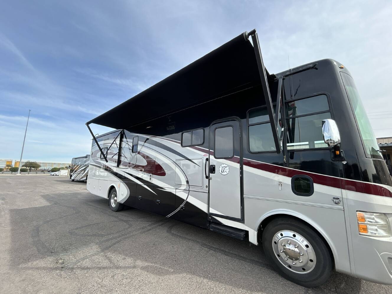 A photo of this 2016 Tiffin ALLEGRO 36LA