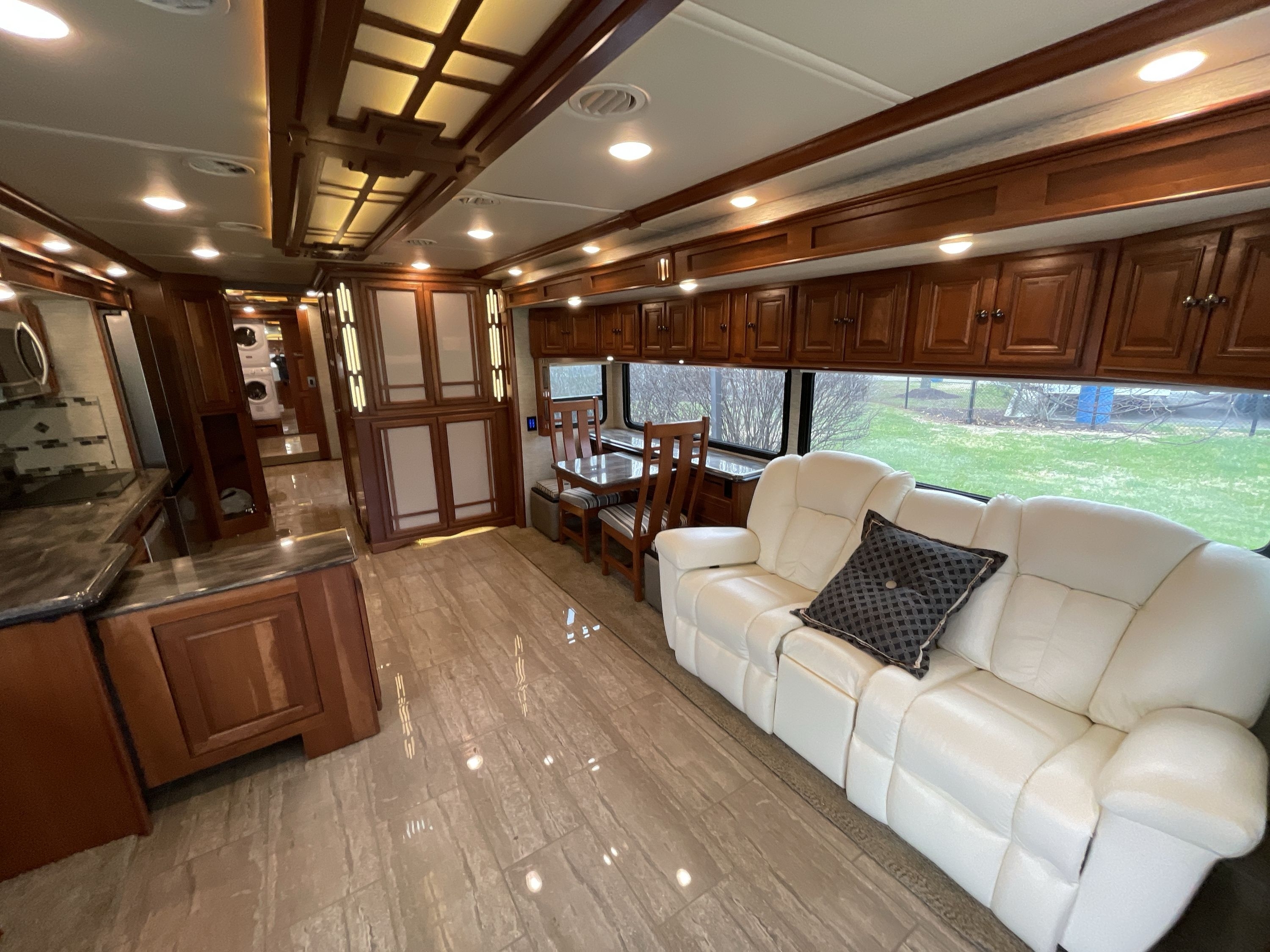 2017 Winnebago TOUR 45RD in roanoke VA