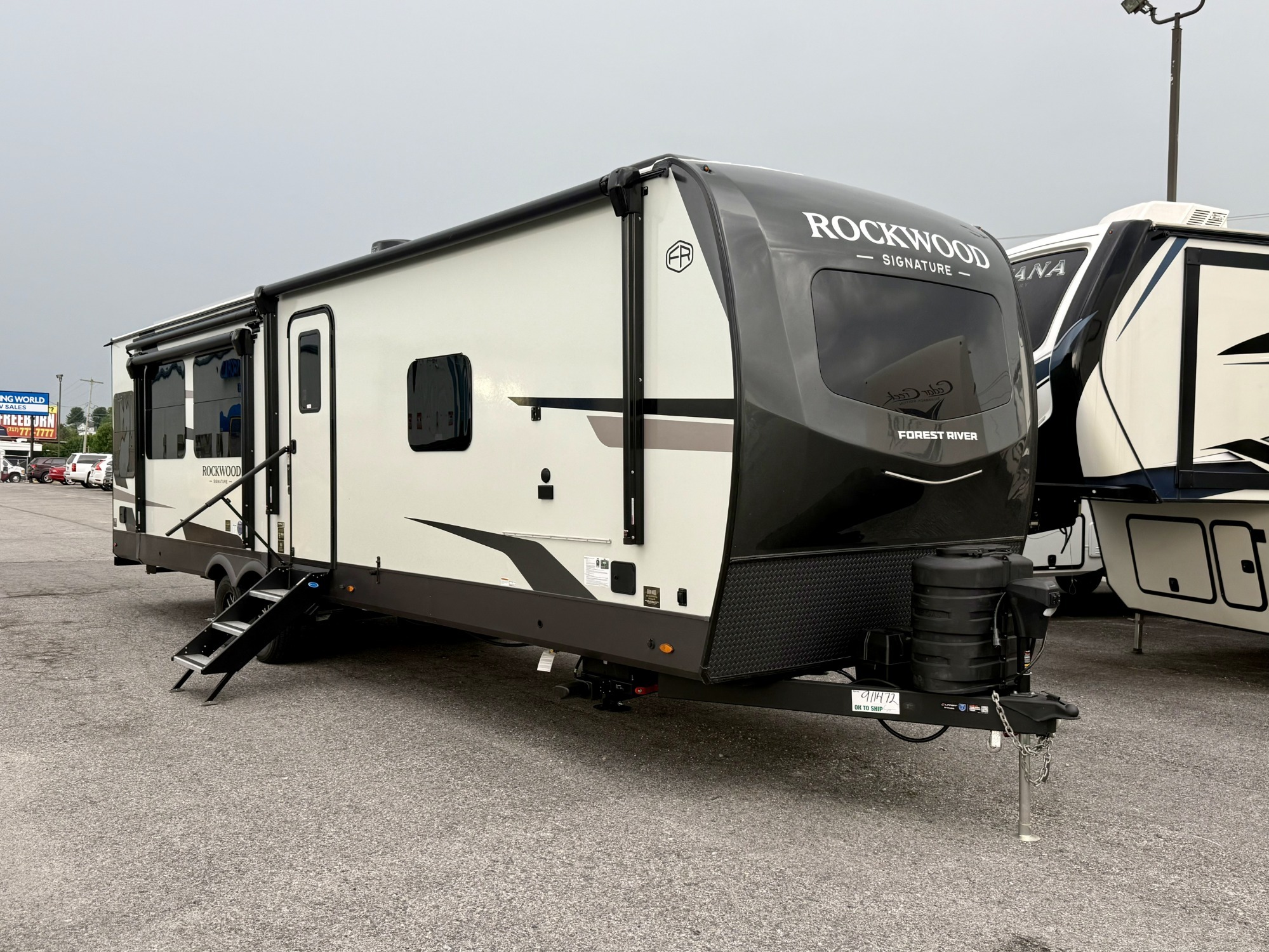 2026 Forest River ROCKWOOD SIGNATURE 8337RL in hanover PA