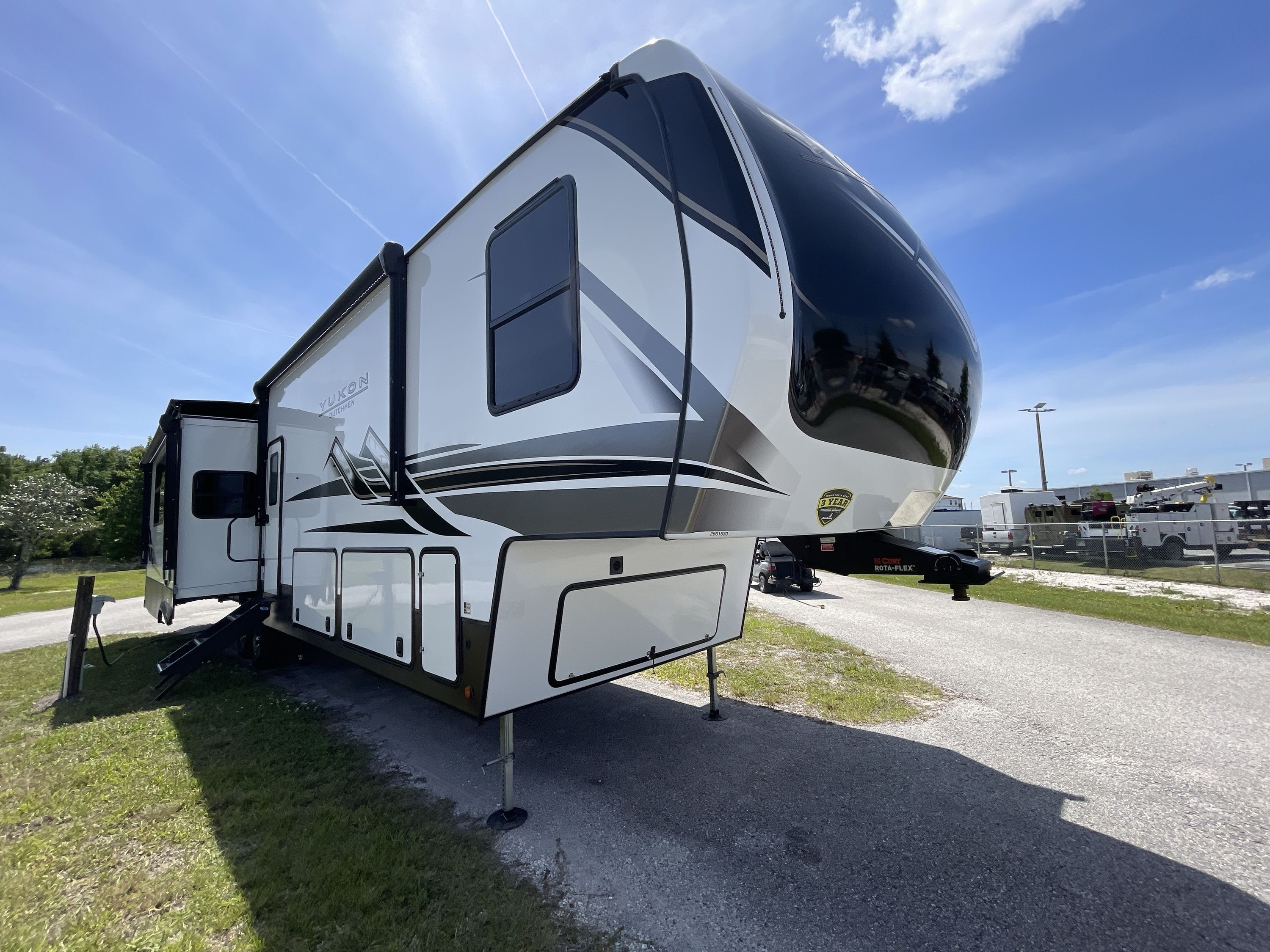 2024 Dutchmen YUKON 399ML RV