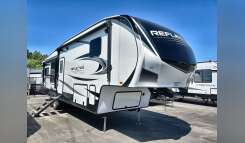 2022 Grand Design REFLECTION 337RLS RV