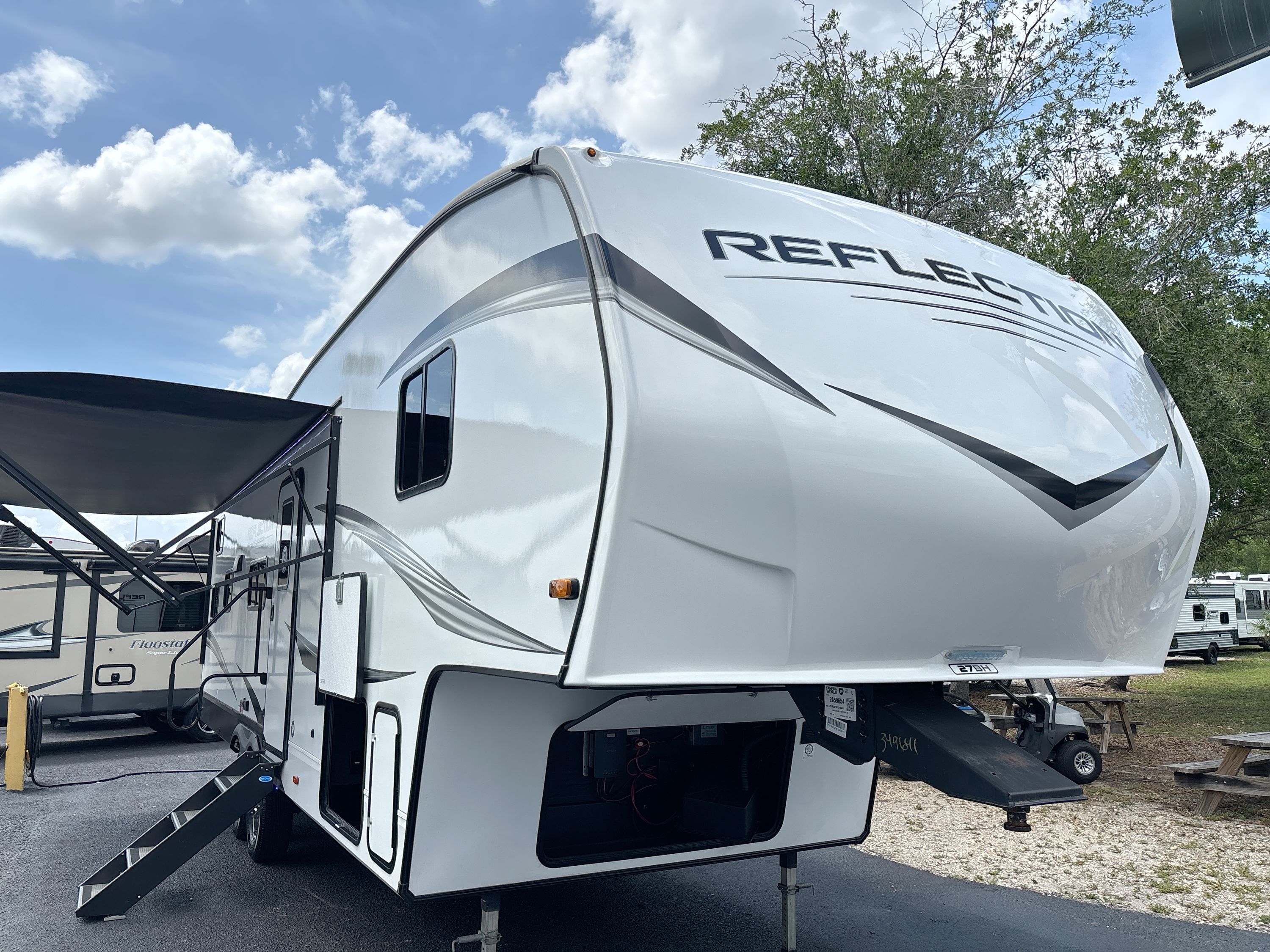 2024 Grand Design REFLECTION 100 SERIES 27BH RV