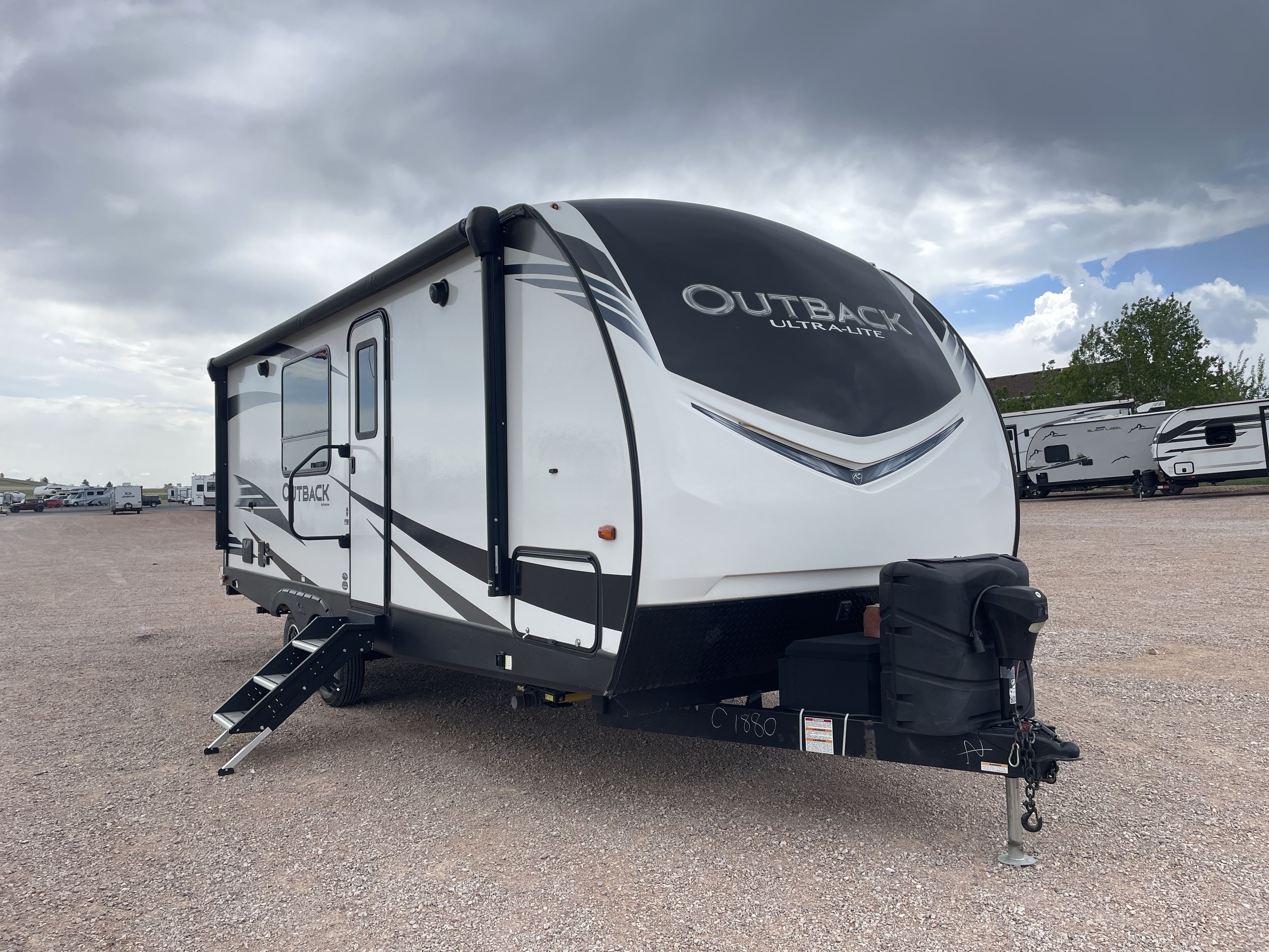2020 Keystone OUTBACK ULTRA-LITE 221UMD in summerset SD