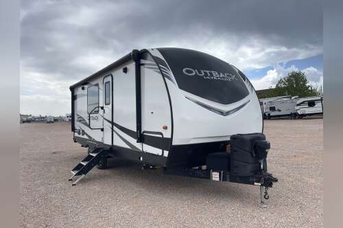 2020 Keystone OUTBACK ULTRA-LITE 221UMD in summerset SD