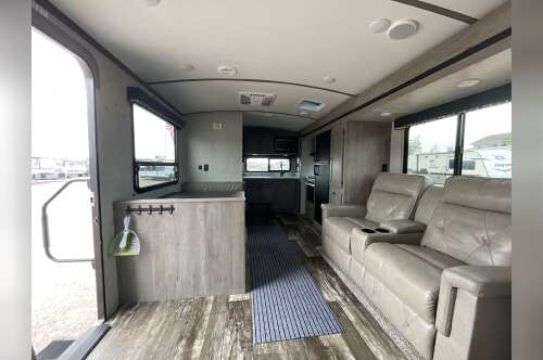 2020 Keystone OUTBACK ULTRA-LITE 221UMD in summerset SD