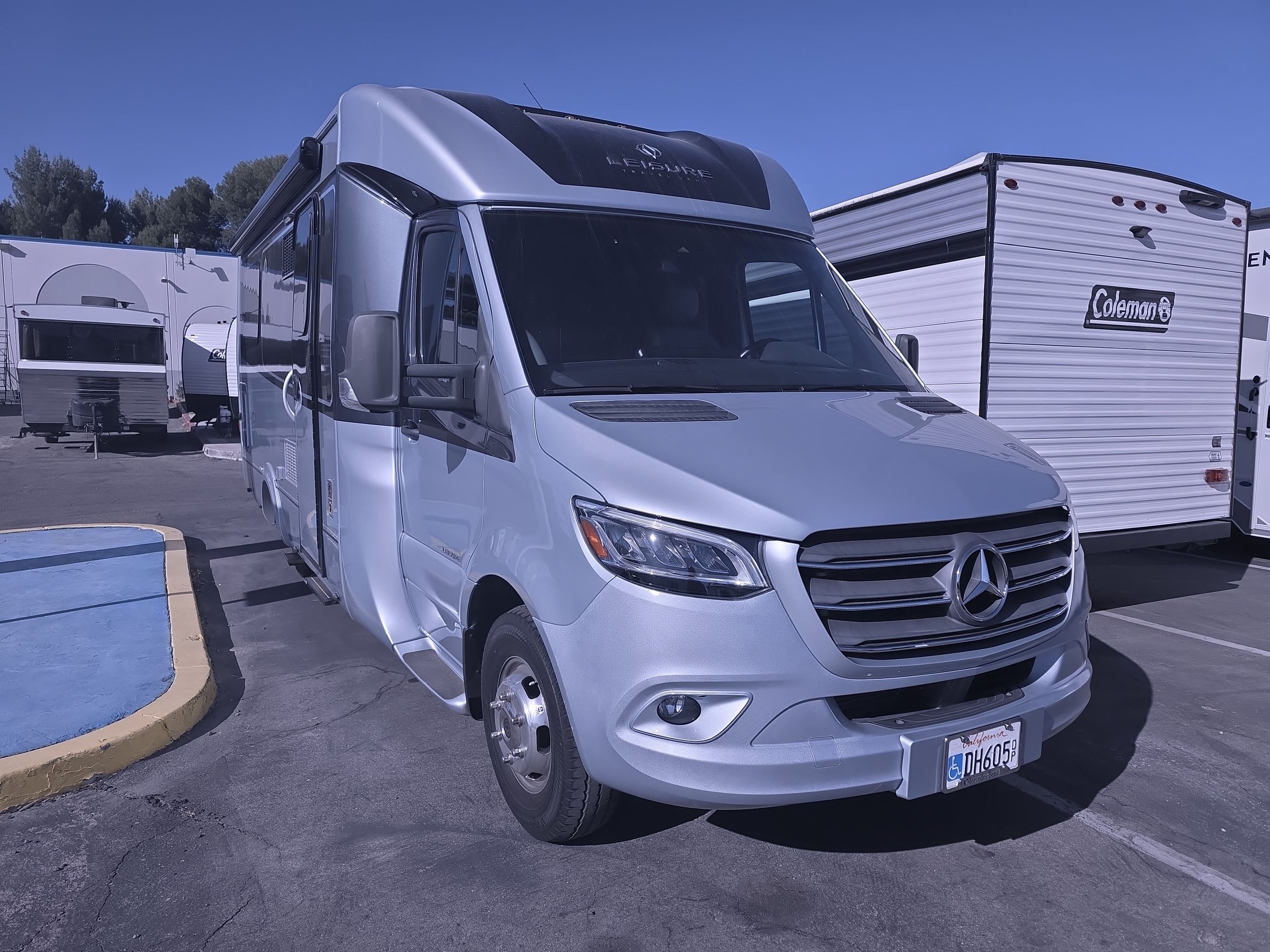 2021 Leisure Travel UNITY U24MB RV