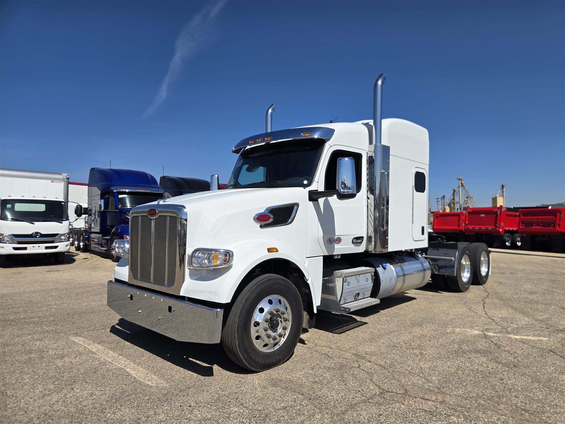 2027 PETERBILT 567 in South Saint Paul, MN