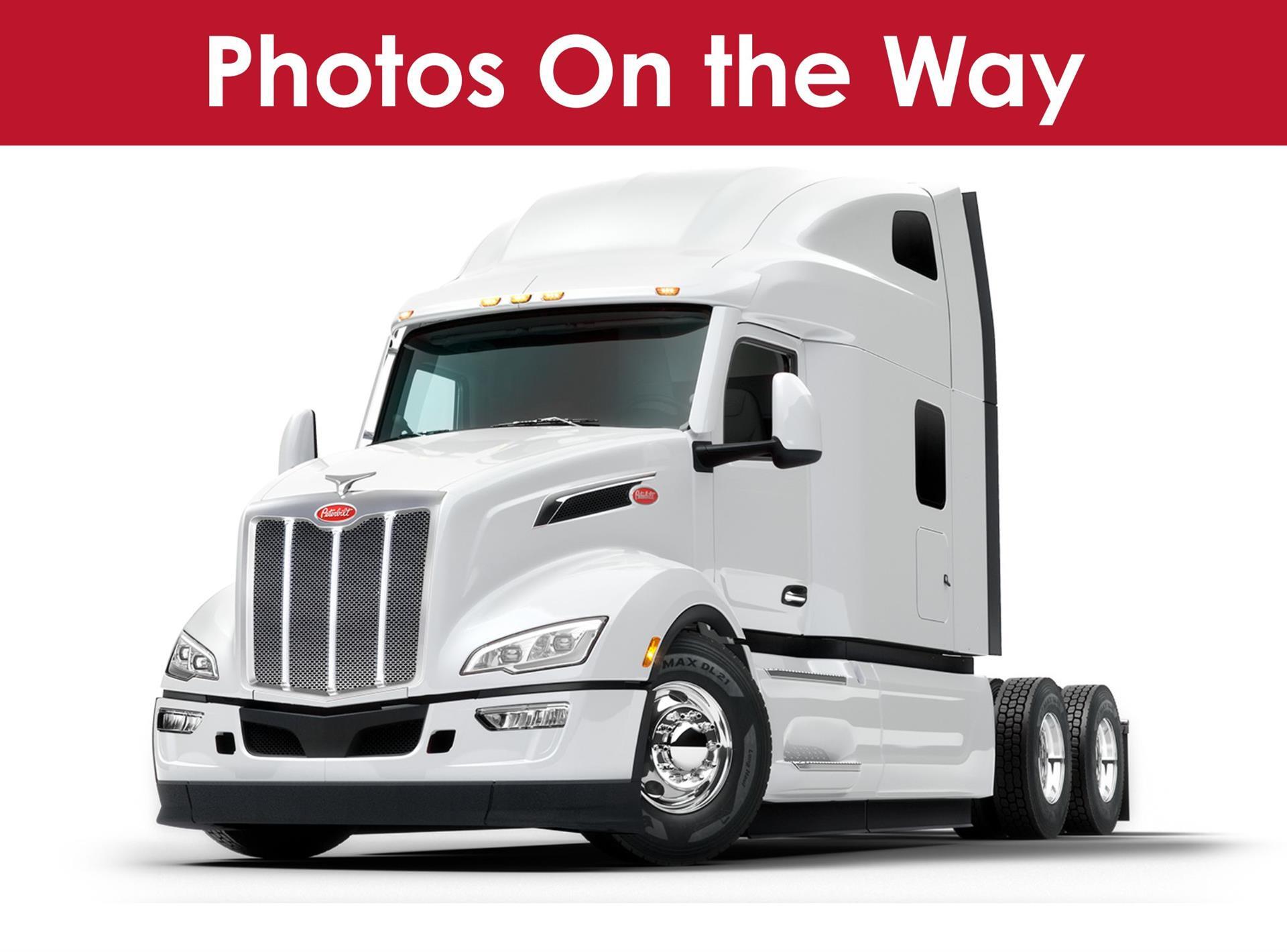 2027 PETERBILT 579 in Stewartville, MN