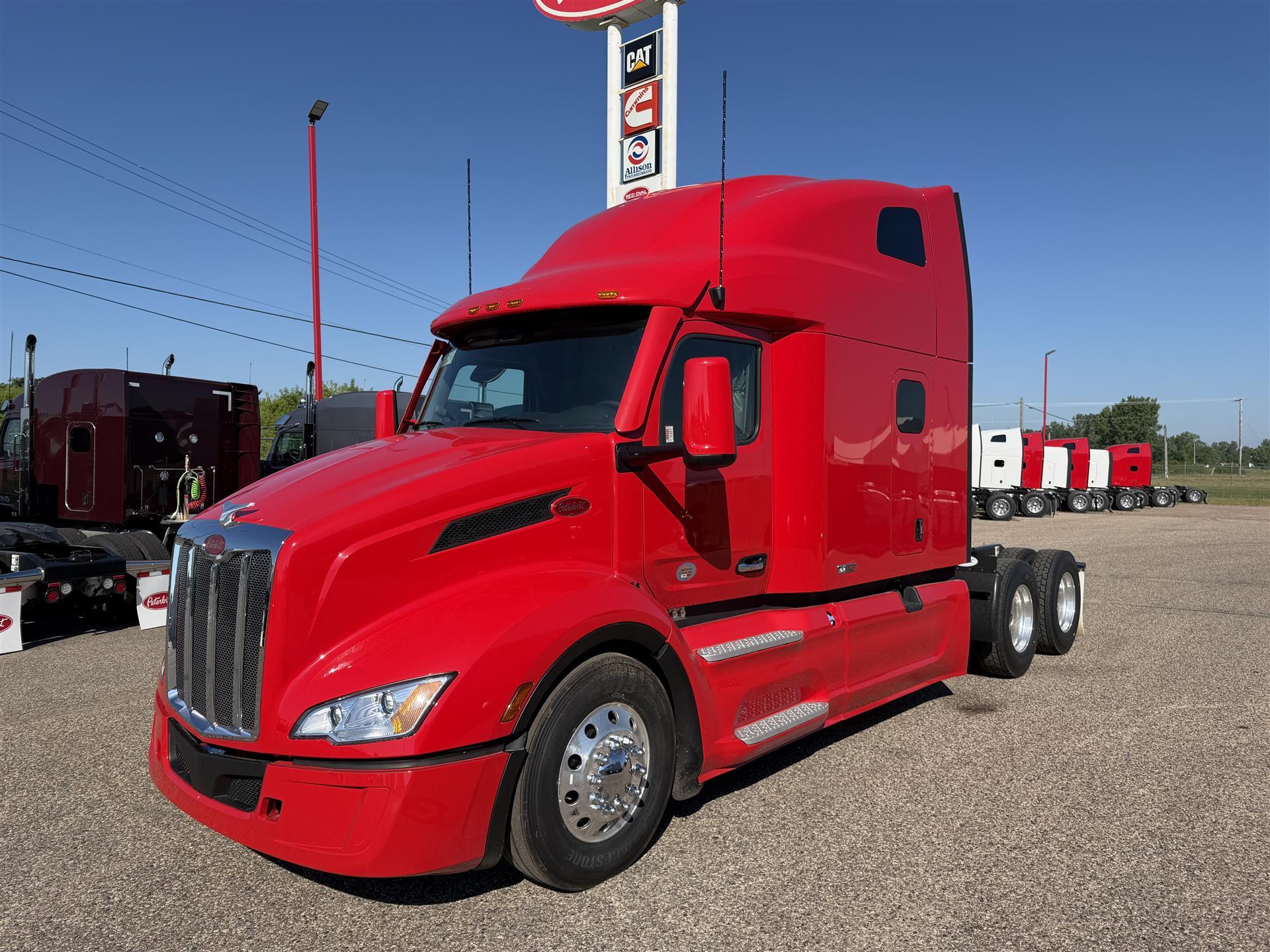 2027 PETERBILT 579 in Eau Claire, WI