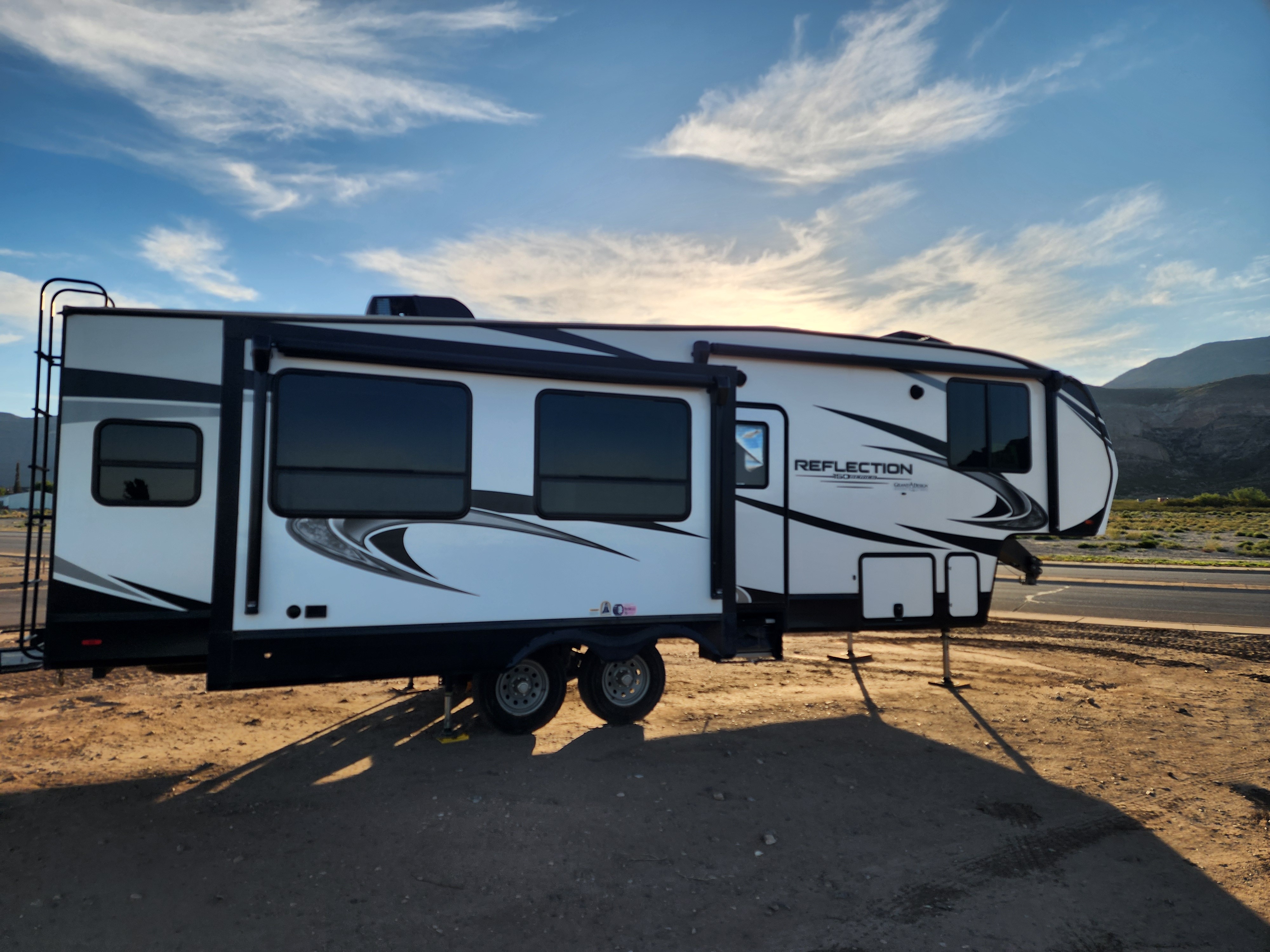 2022 Grand Design REFLECTION 150 SERIES 230RL RV