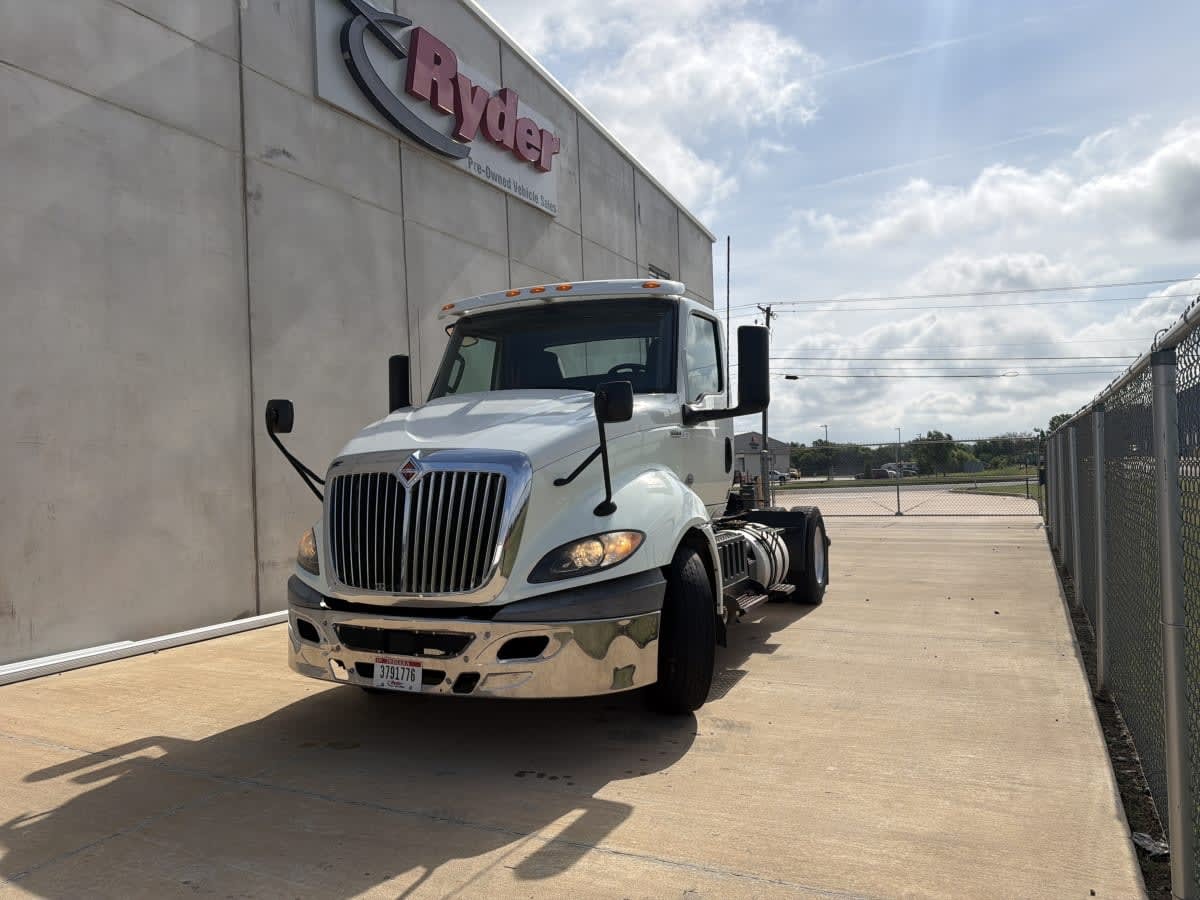 2019 INTERNATIONAL RH613 DAYCAB S/A in Oklahoma City, OK