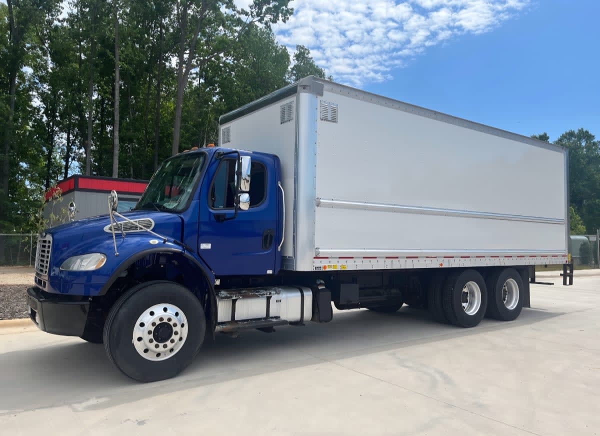 2019 FREIGHTLINER BUSINESS CLASS M2 106 in Greensboro, NC