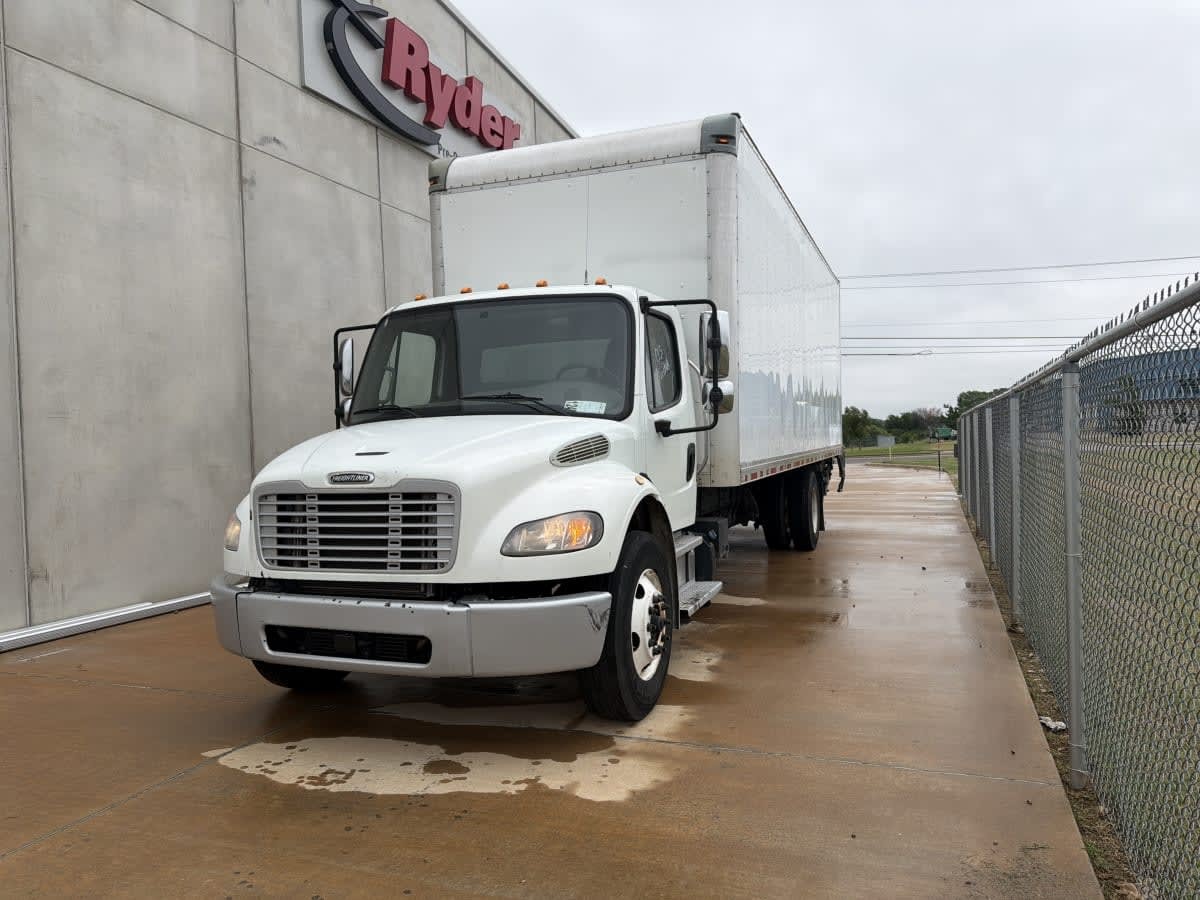 2018 FREIGHTLINER BUSINESS CLASS M2 106 in Oklahoma City, OK
