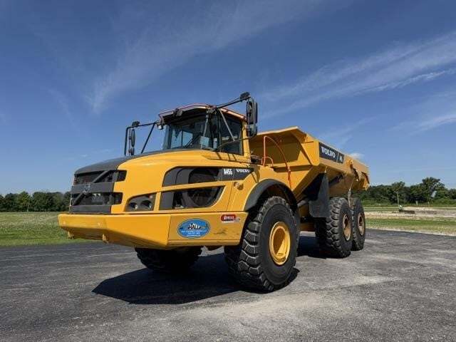 2019 VOLVO A45G in Granite City, IL