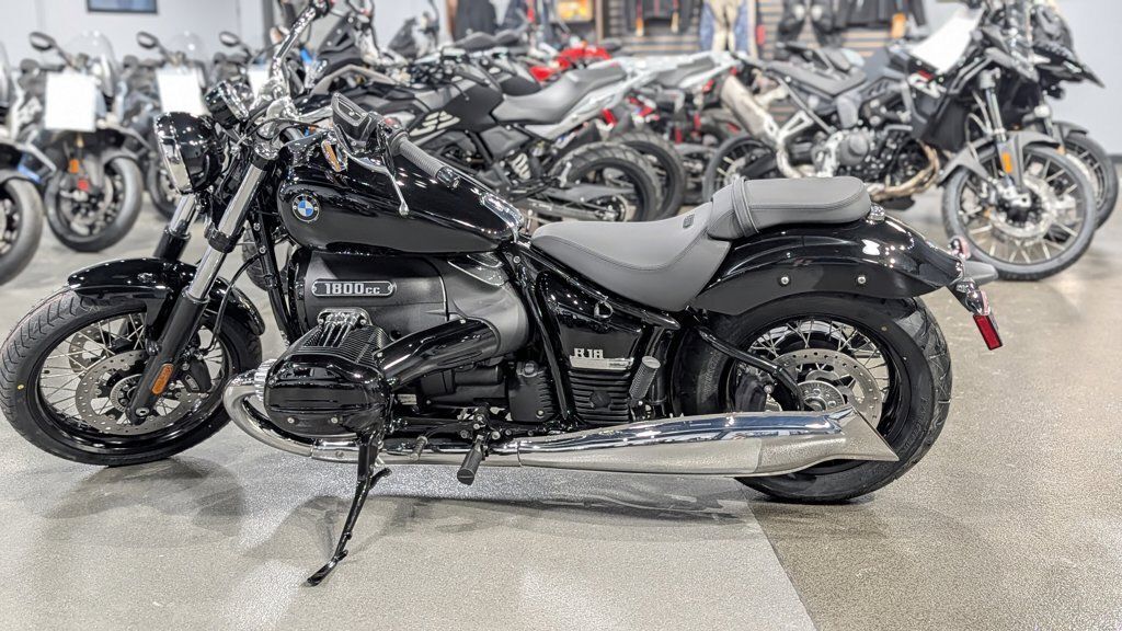2024 BMW R 18 Black Storm Metallic in Greensboro, NC