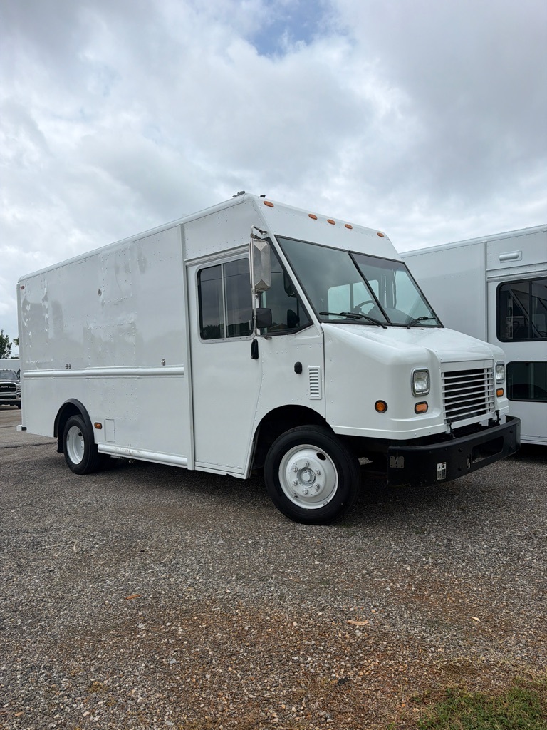 2014 FREIGHTLINER MT 45 in Madison, AL
