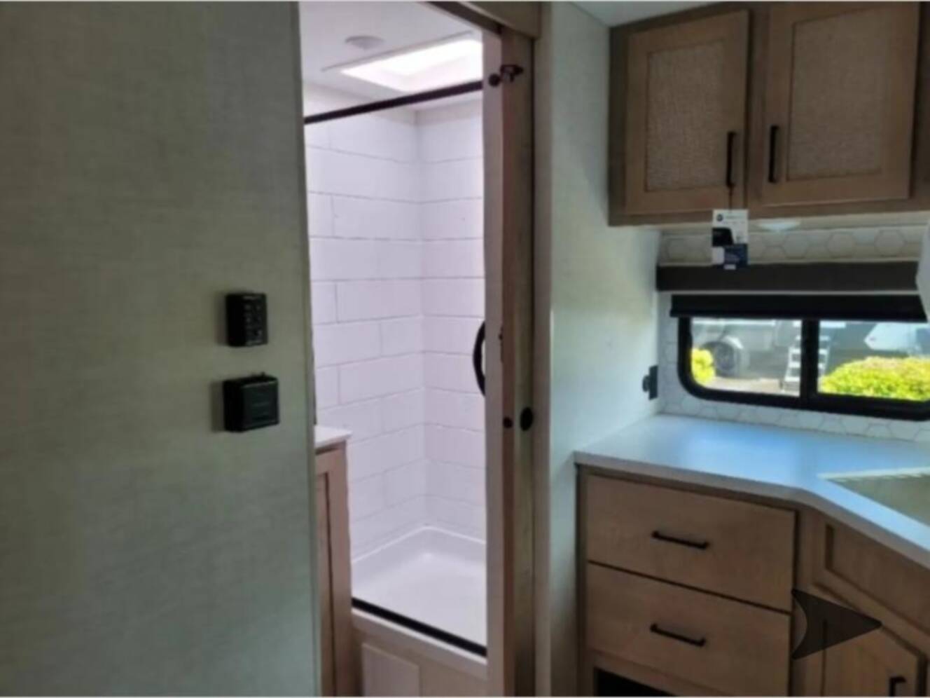 A photo of this 2026 Ember Rv E-Series 22MLQ