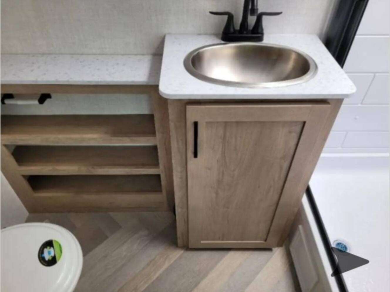 A photo of this 2026 Ember Rv E-Series 22MLQ