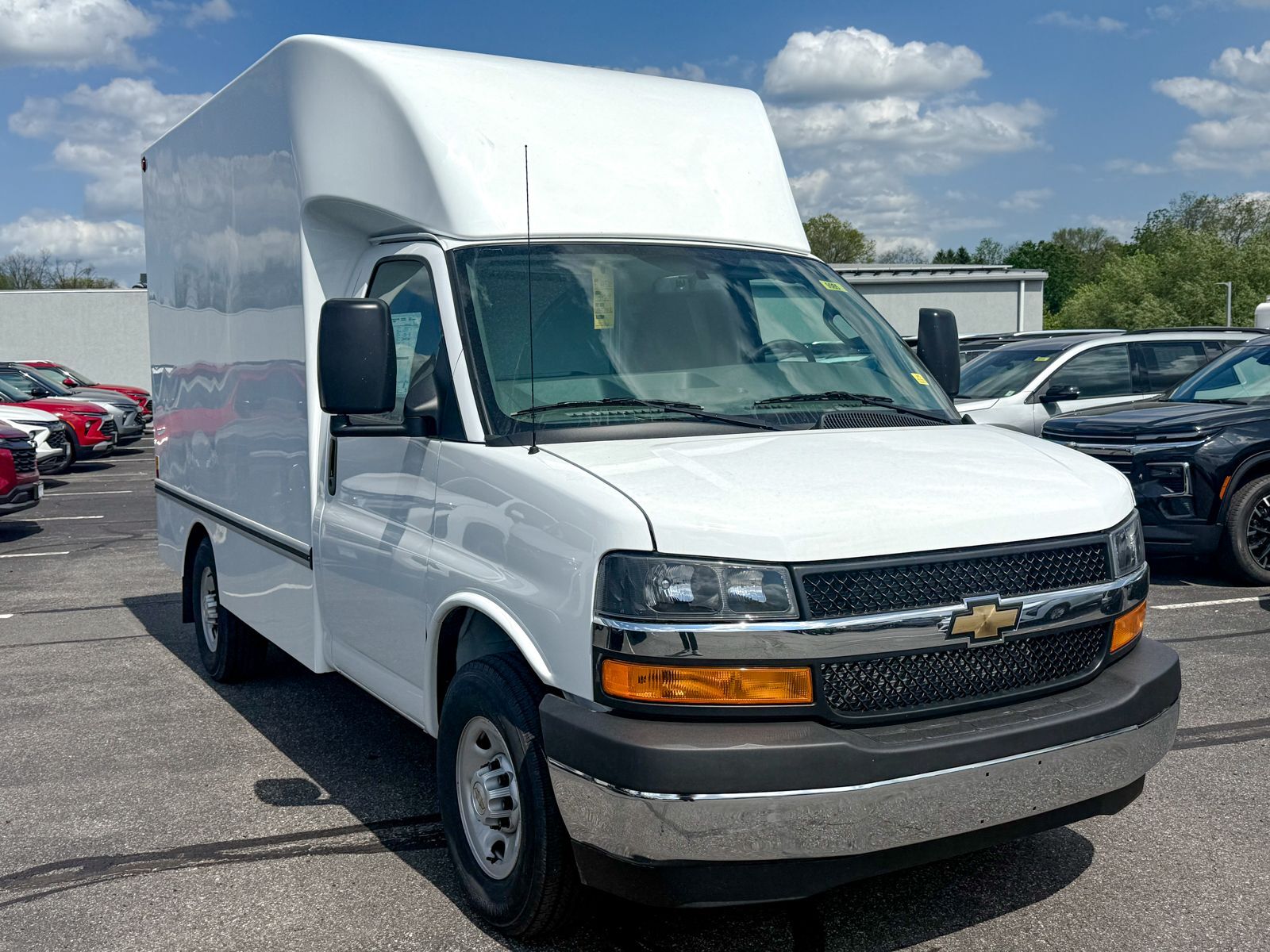 2026 CHEVROLET Express 3500 in New Hampton, NY