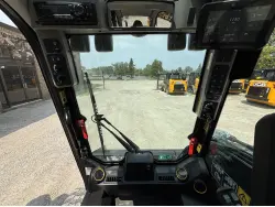 2026 JCB 3TS-8T