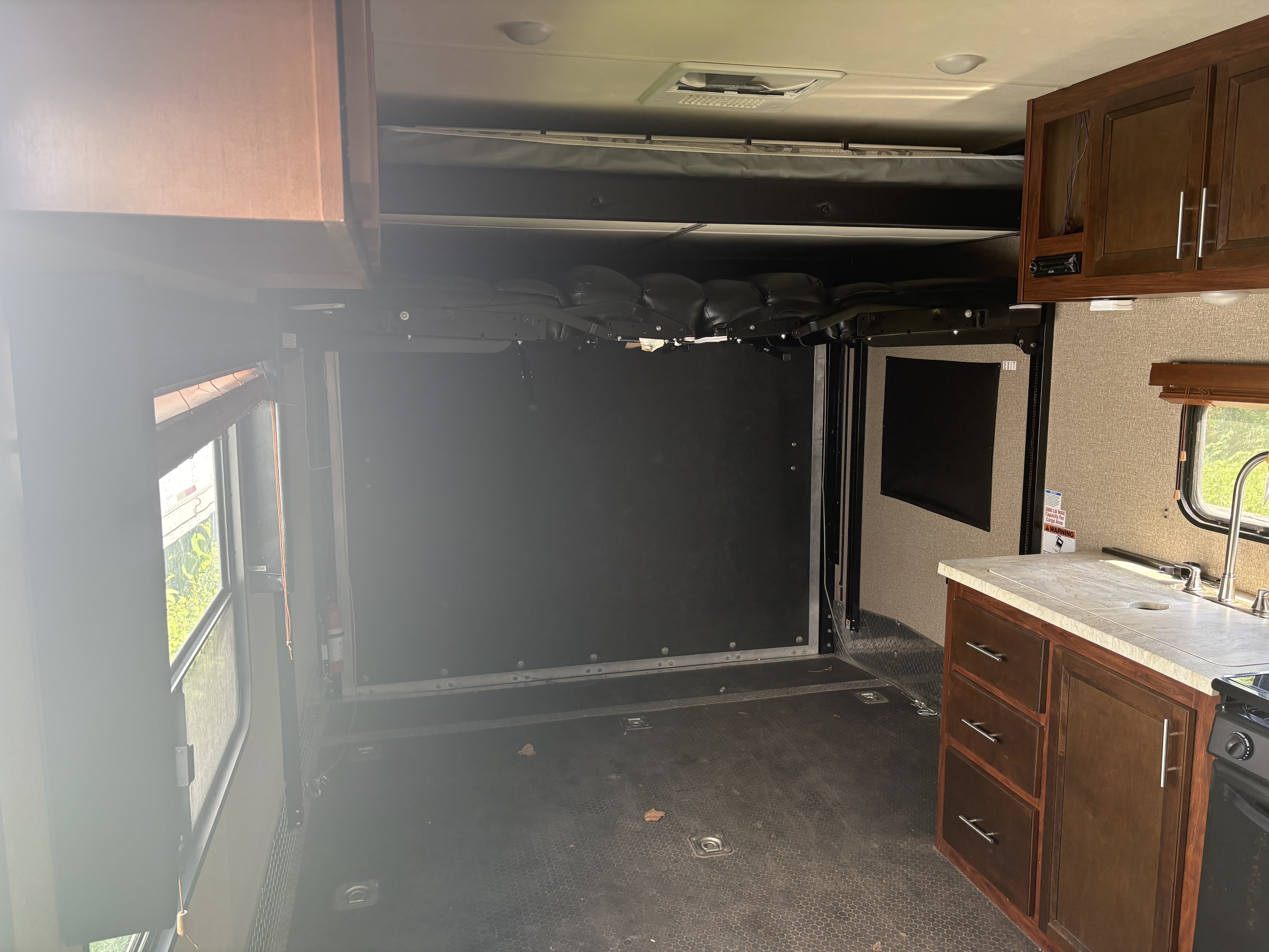 2017 Forest River VENGEANCE 23FB13 RV