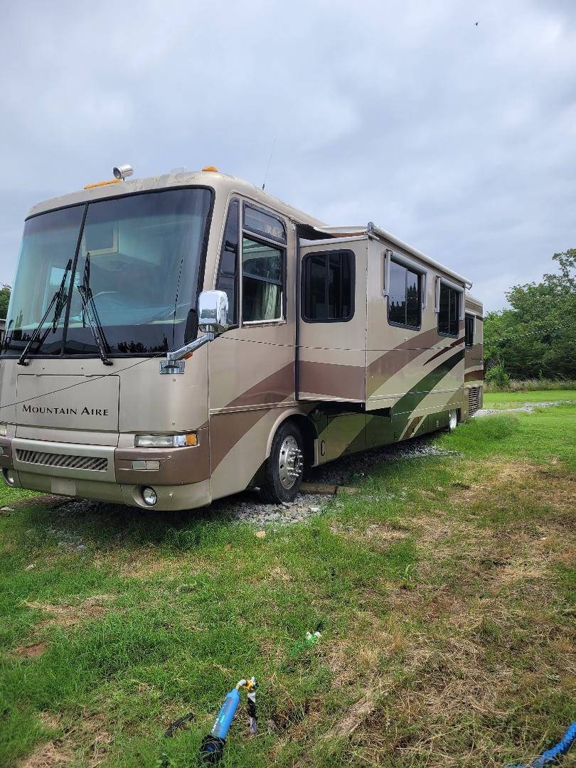 2001 Newmar MOUNTAIN AIRE 4080 in gore OK