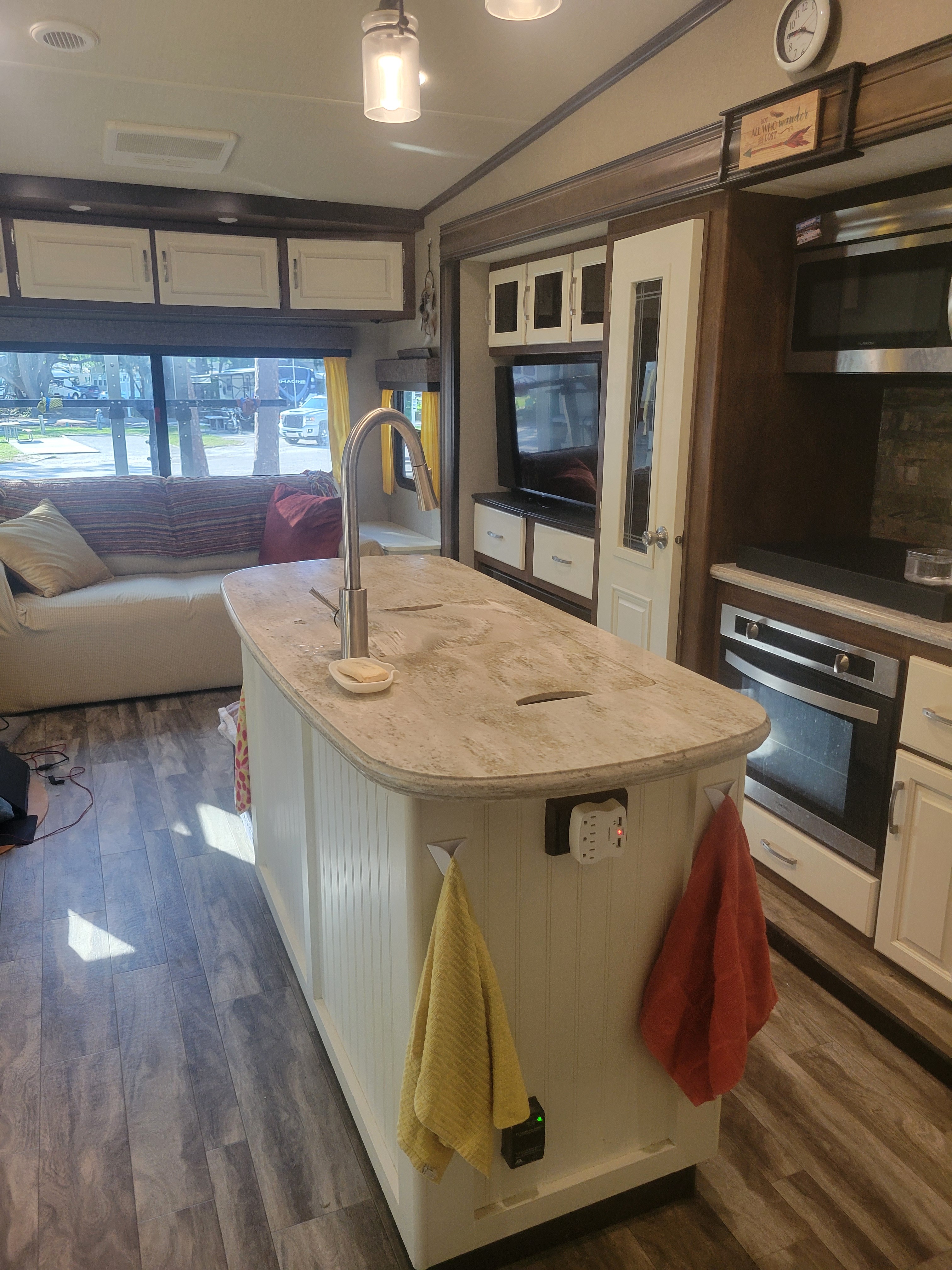 2018 Grand Design REFLECTION 303RLS RV
