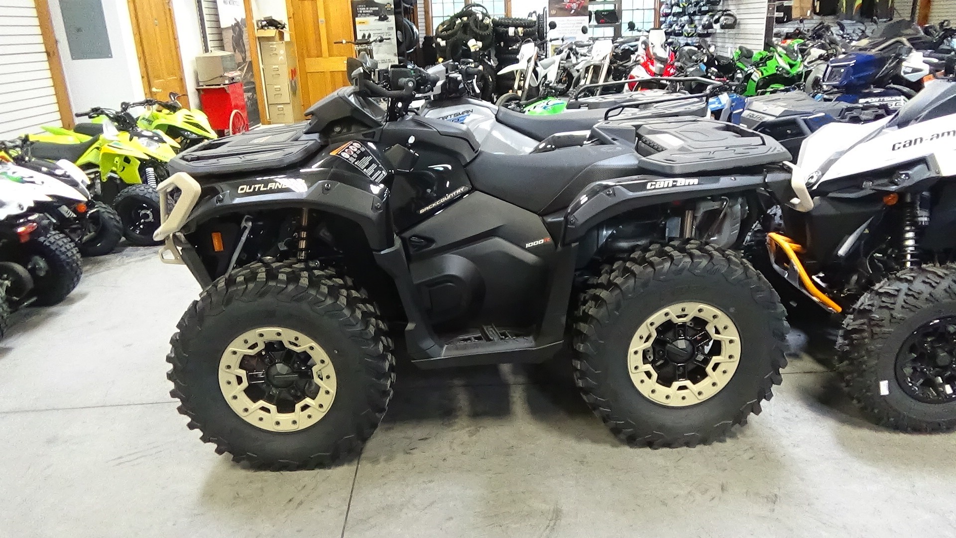 2026 Can-Am Outlander Backcountry 1000R in bennington VT