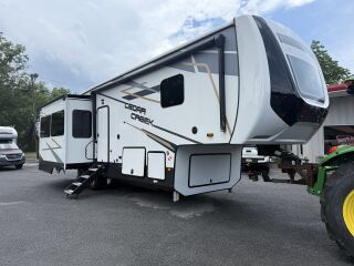 2021 FOREST RIVER CEDAR CREEK 311RL
