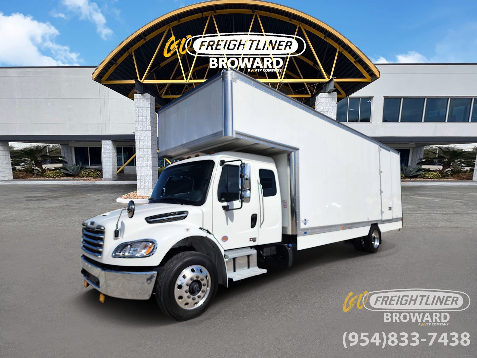 2027 FREIGHTLINER BUSINESS CLASS M2 106 in Pompano Beach, FL