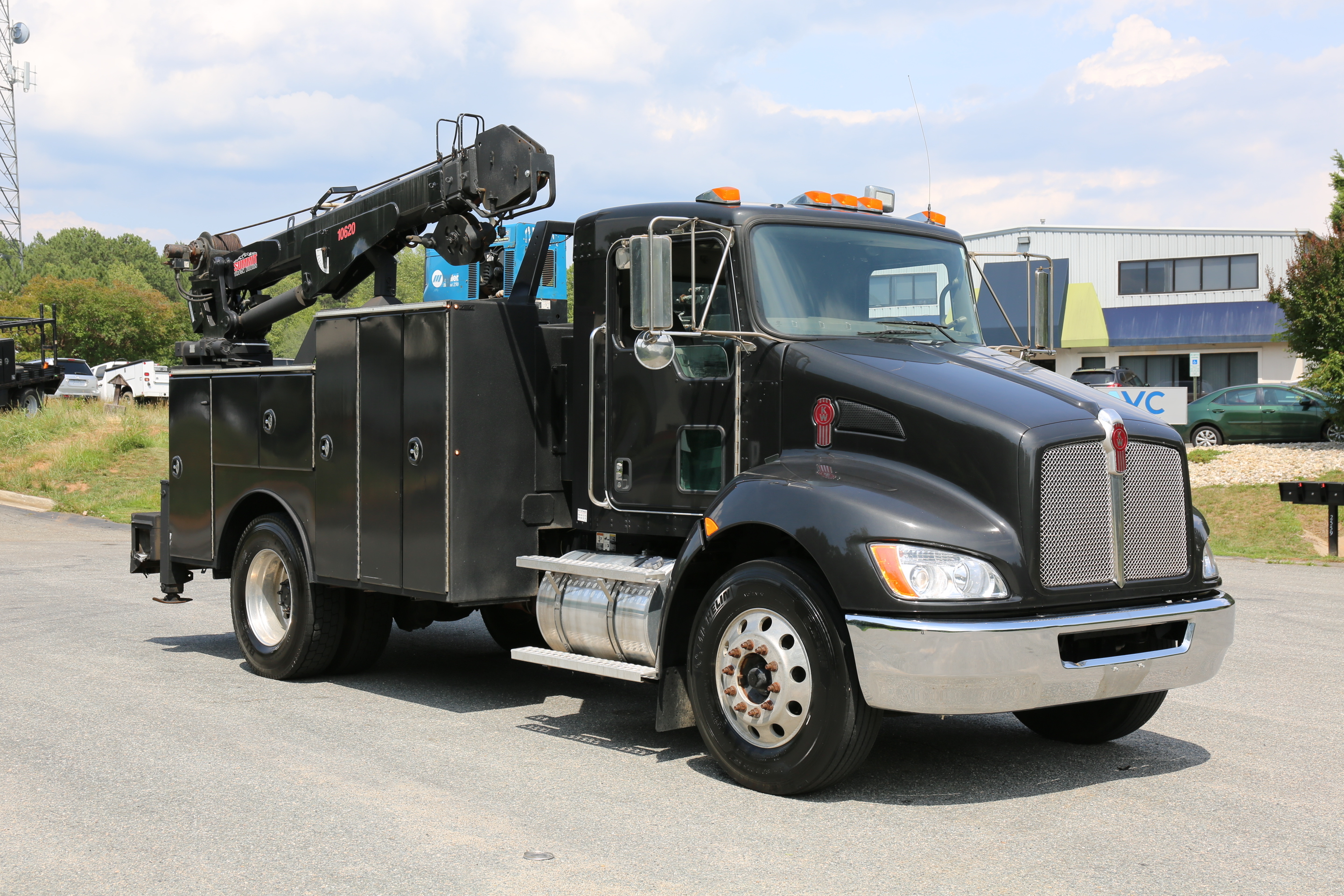 2019 KENWORTH CONSTRUCTION in Oilville, VA