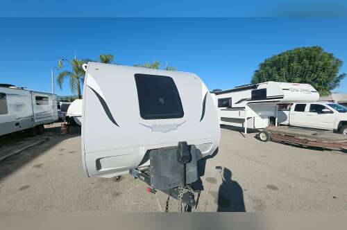 2017 Lance 1995 in ontario CA