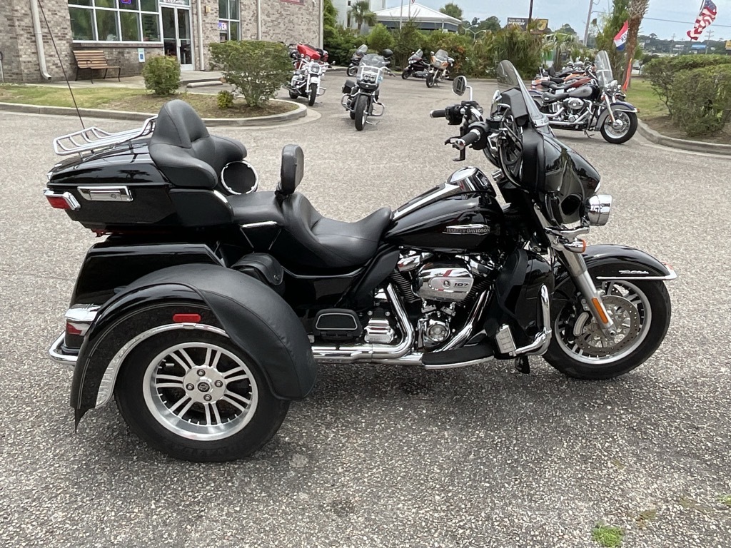2017 Harley-Davidson TOUR GLIDE CLASSIC ULTRA CLASSIC ULTRA in Little River, SC