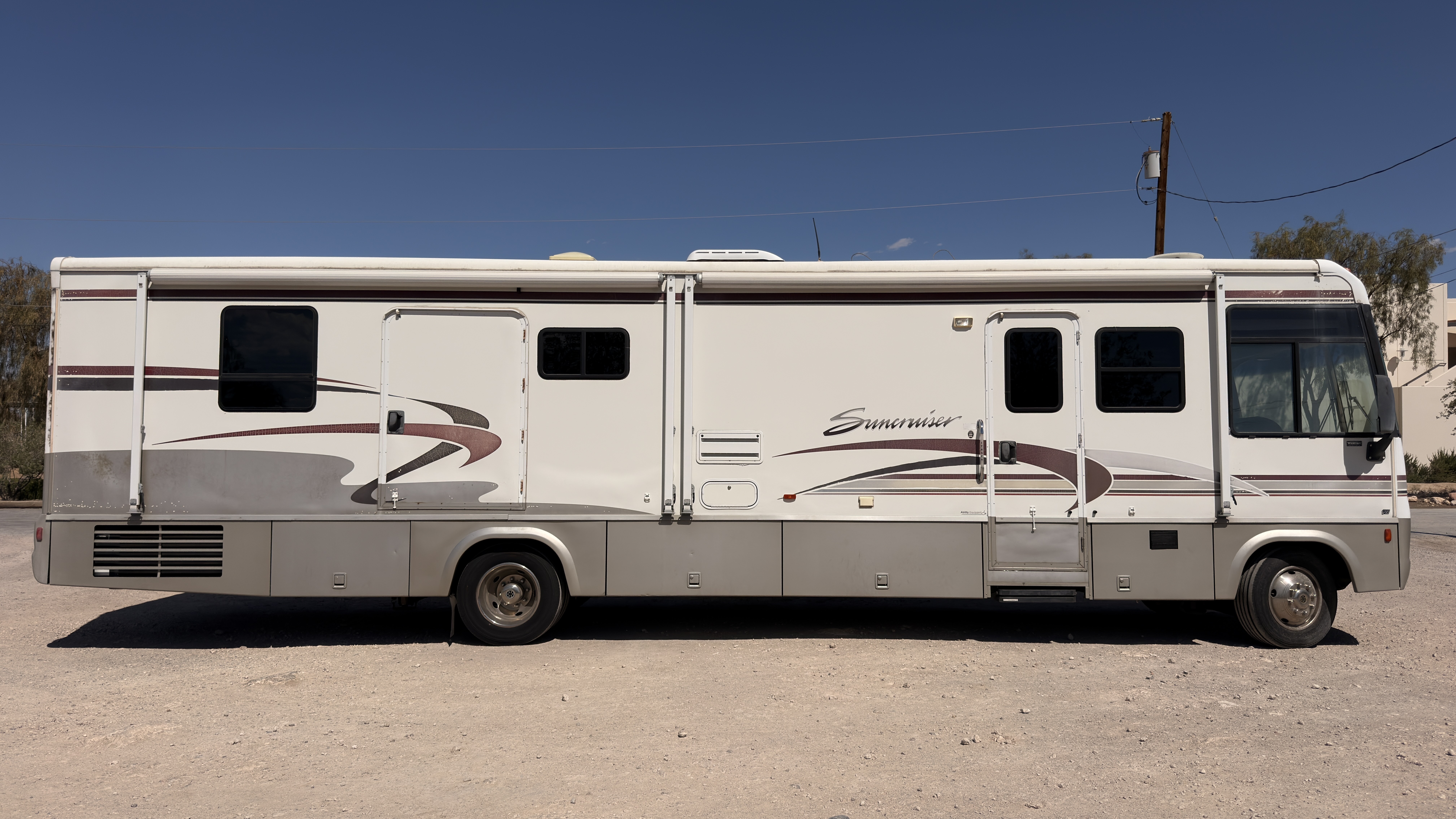 2001 Itasca SUNCRUISER® 37F RV