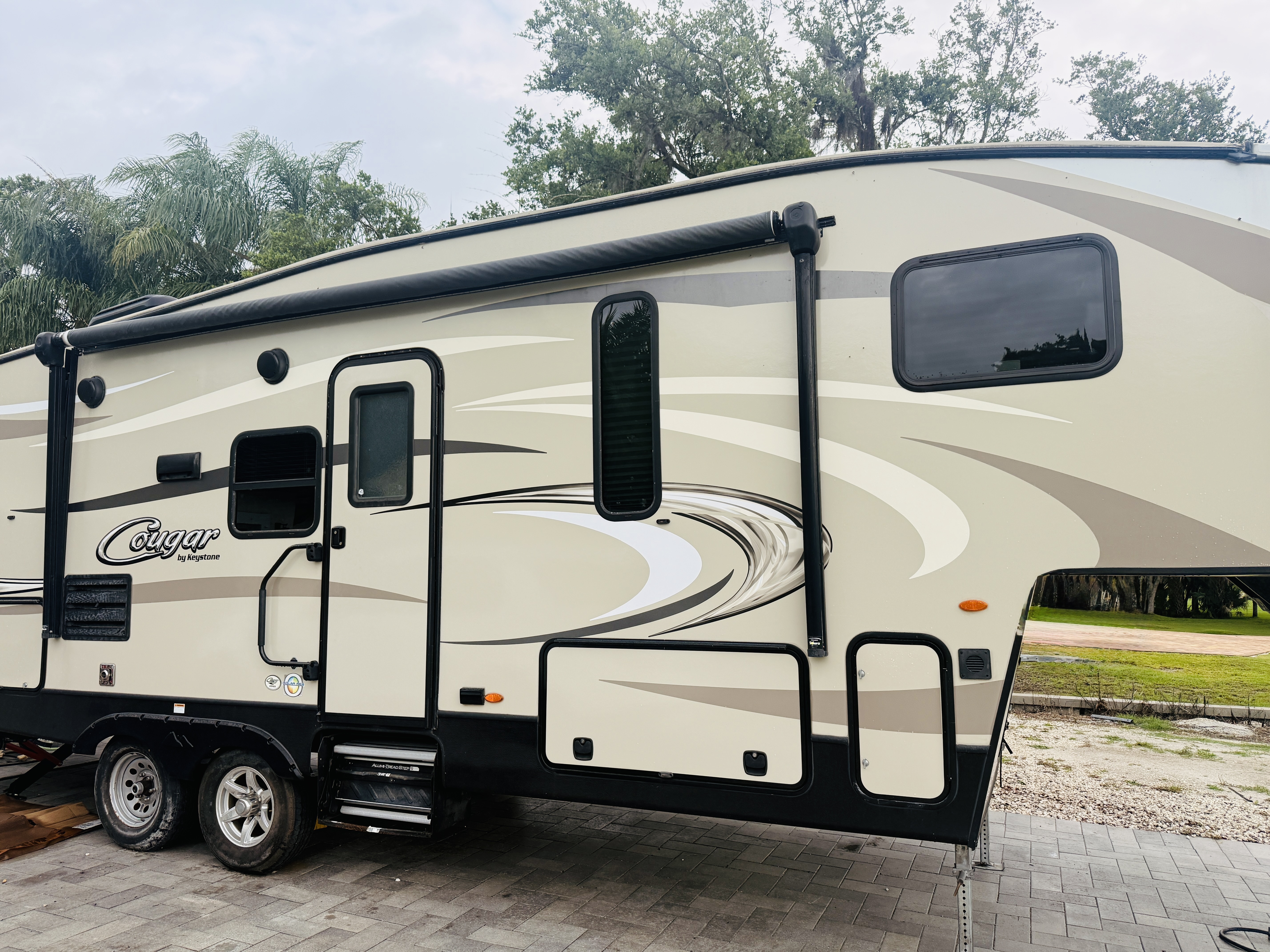 2018 Keystone COUGAR X-LITE 25RES in merritt island FL