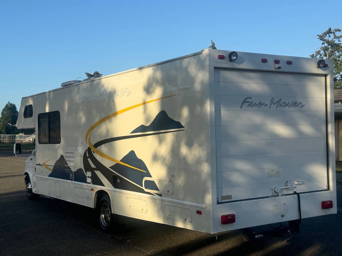 2003 Four Winds FUN MOVER in tacoma WA