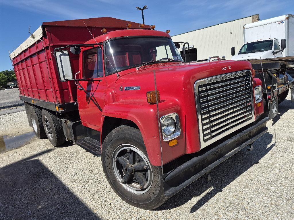 1975 INTERNATIONAL 1600 in Joliet, IL