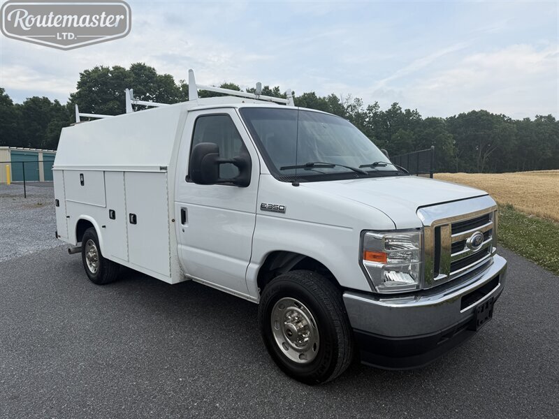 2022 FORD ECONOLINE in Mount Joy, PA