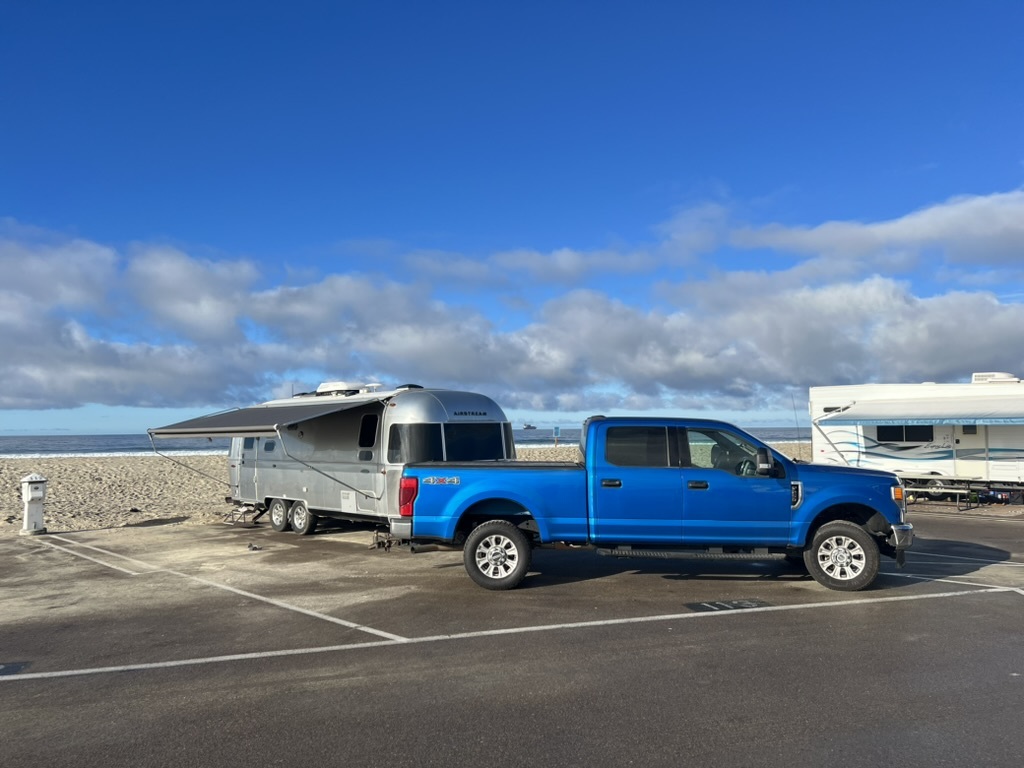 2017 Airstream FLYING CLOUD 23FB TWIN RV