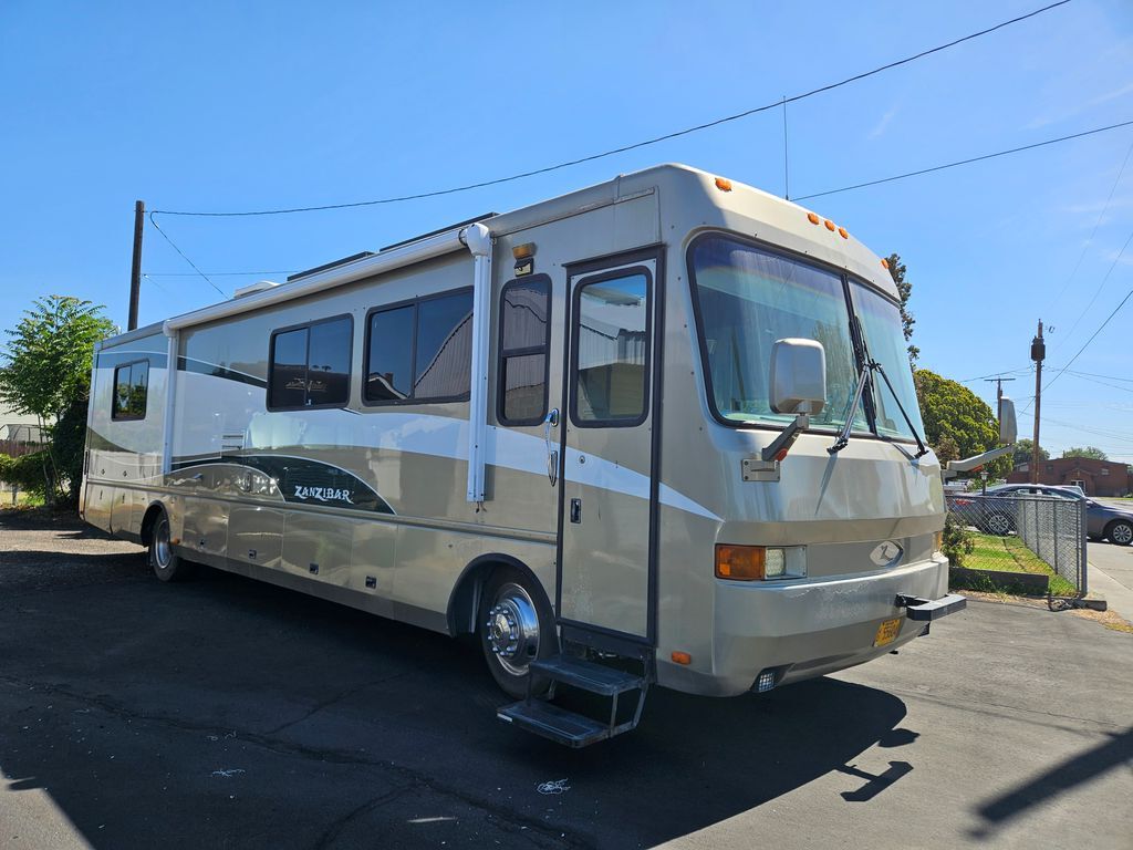 2000 Safari Zanzibar 3896 in hermiston OR