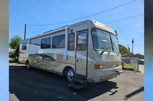 2000 Safari Zanzibar 3896 in hermiston OR