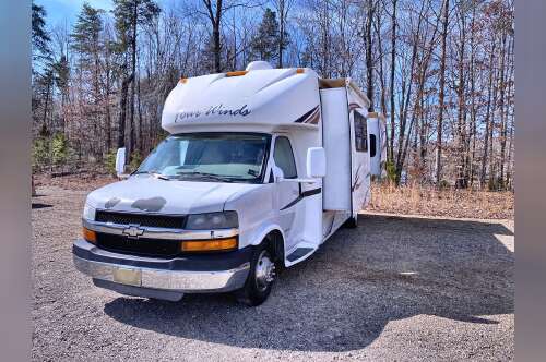 2011 Thor Motor Coach Four Winds Siesta Class C 28BK-Ford in ringgold VA