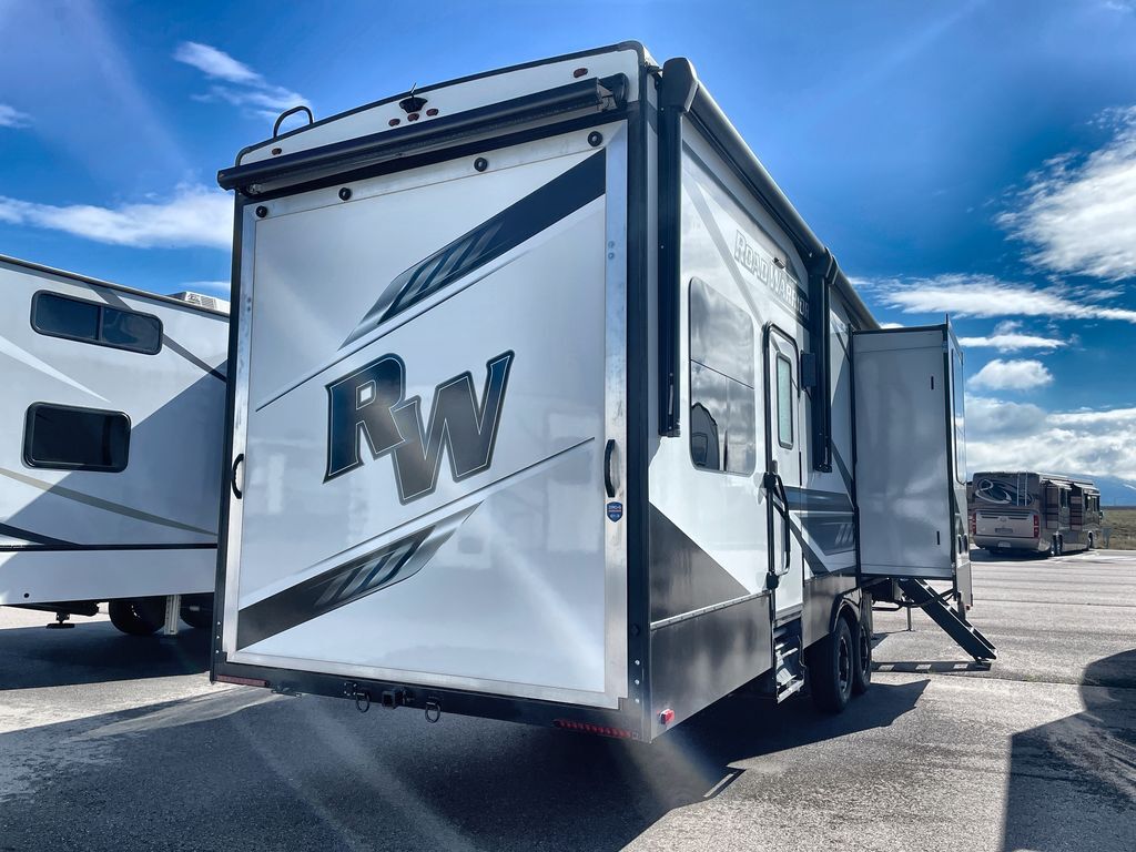 2021 Heartland Road Warrior 351RW in marriott-slaterville UT