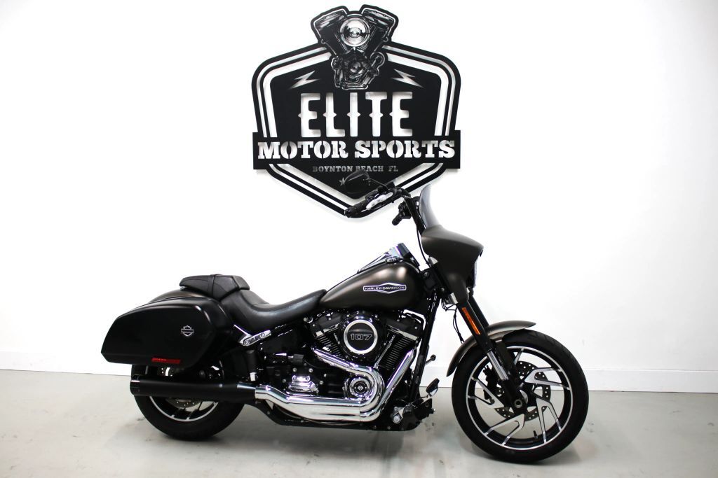 2020 Harley Davidson Sport Glide FLSB in Boynton Beach, FL